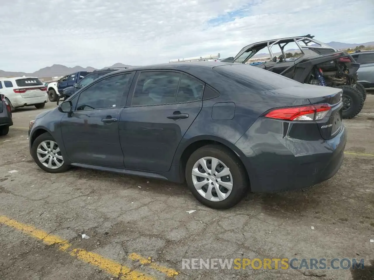 2 fotografías del automóvil dañado JTDB4MEE6R3022413 TOYOTA COROLLA 2024