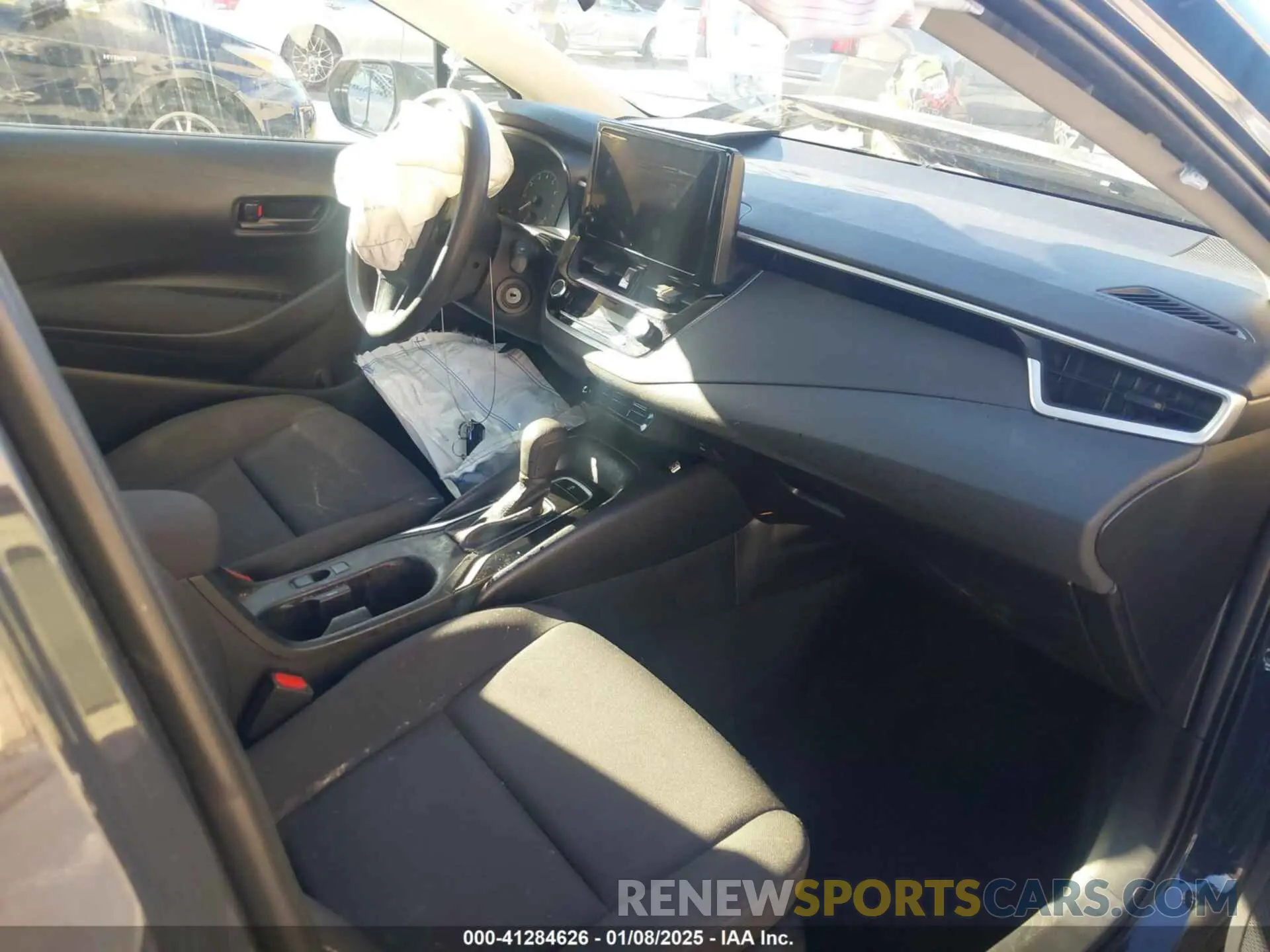 5 fotografías del automóvil dañado JTDB4MEE7R3016278 TOYOTA COROLLA 2024