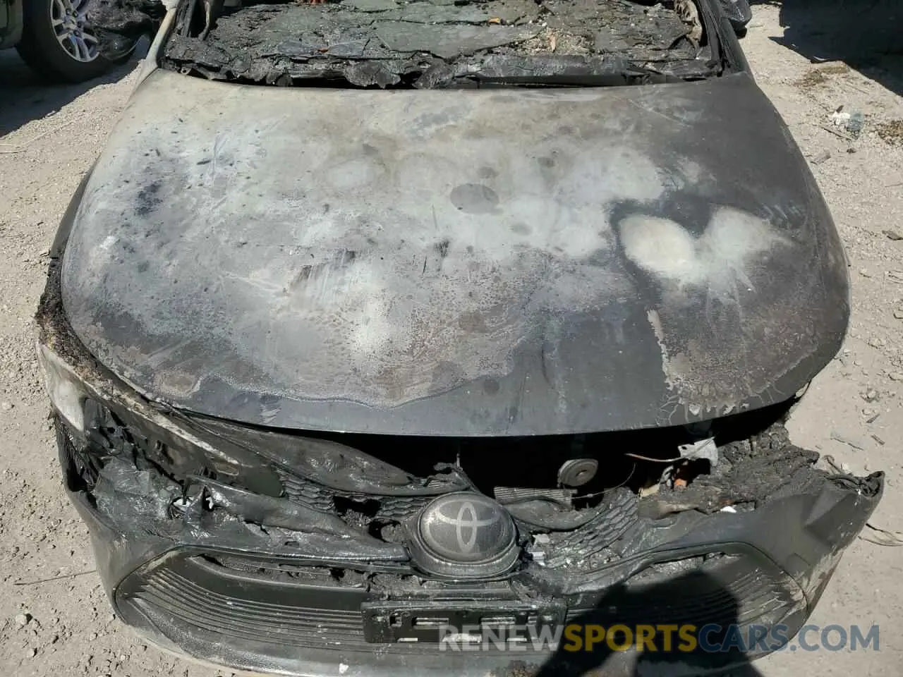 11 fotografías del automóvil dañado JTDB4MEE7R3022131 TOYOTA COROLLA 2024