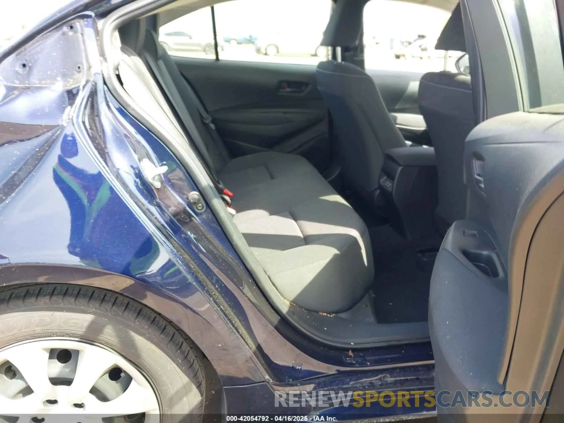 8 fotografías del automóvil dañado JTDB4MEE7RJ016891 TOYOTA COROLLA 2024