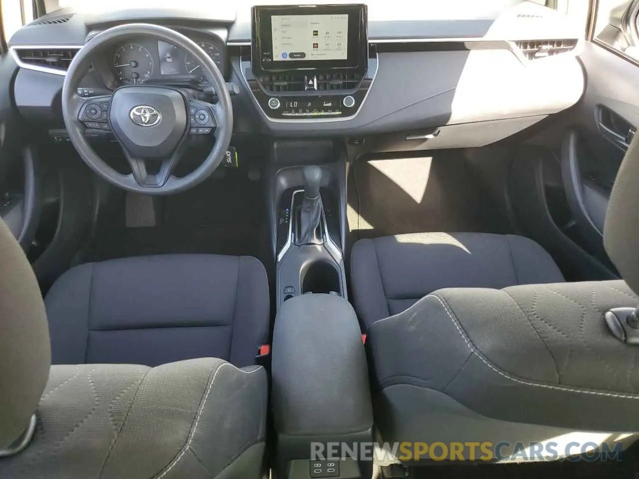 8 fotografías del automóvil dañado JTDB4MEE9R3023393 TOYOTA COROLLA 2024