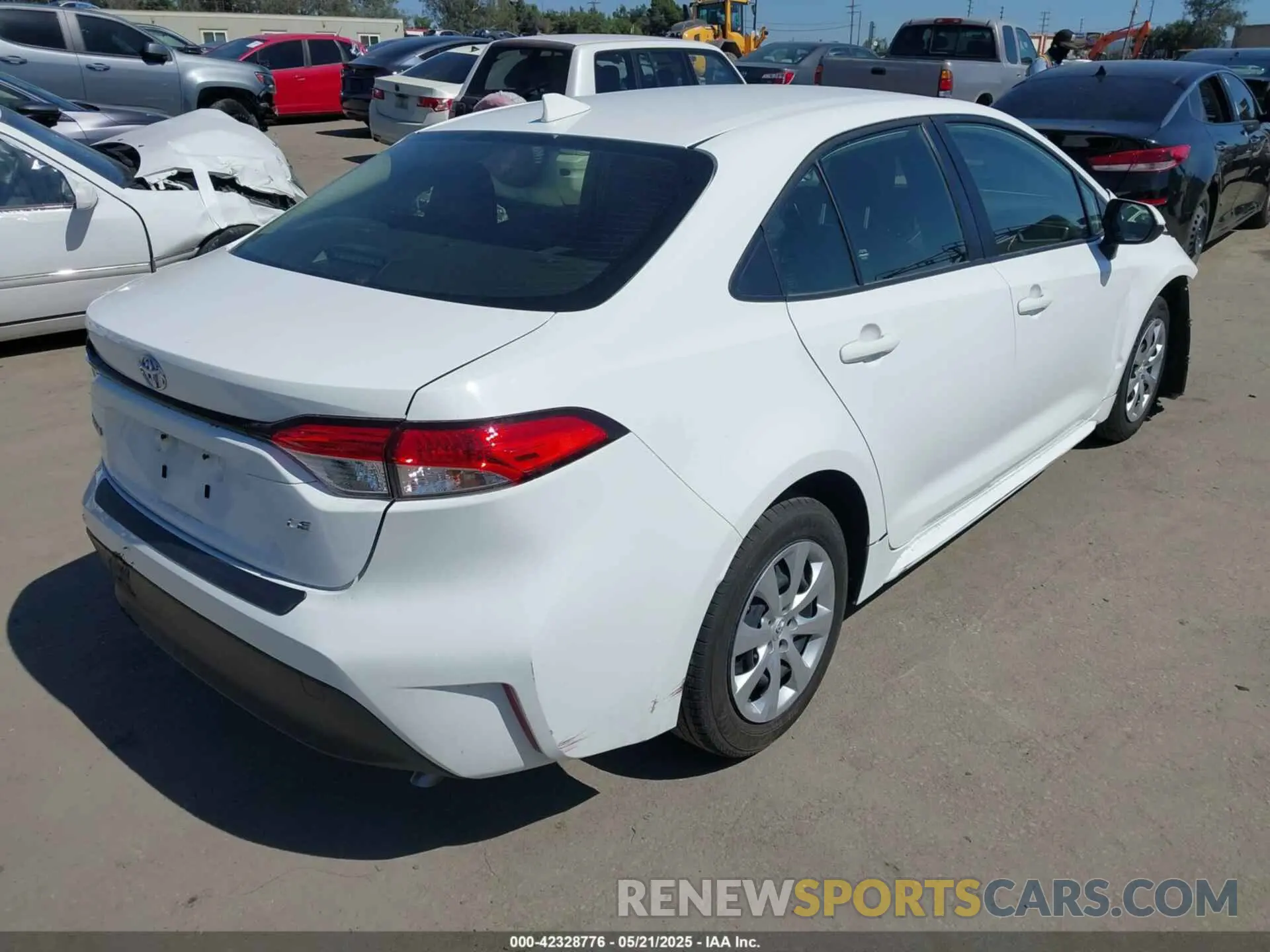 4 fotografías del automóvil dañado JTDB4MEE9RJ016648 TOYOTA COROLLA 2024