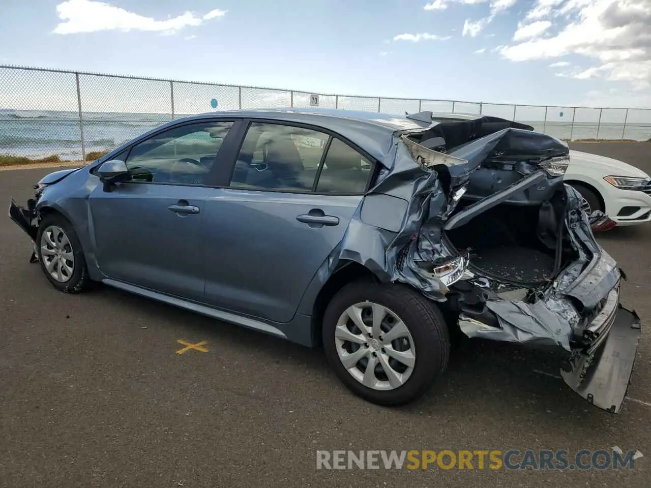 2 fotografías del automóvil dañado JTDB4MEE9RJ017122 TOYOTA COROLLA 2024