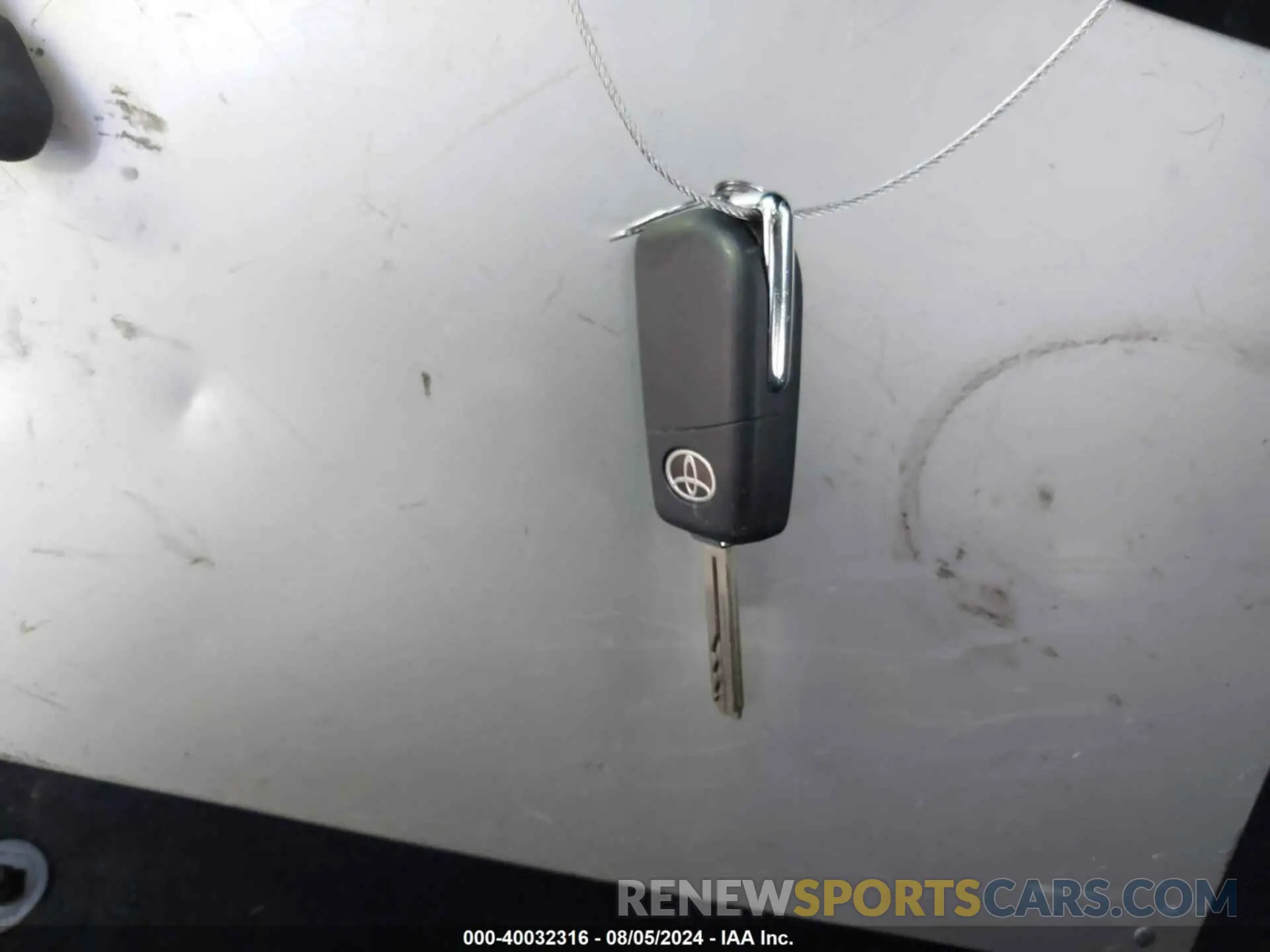 11 fotografías del automóvil dañado JTDB4MEEXR3024293 TOYOTA COROLLA 2024