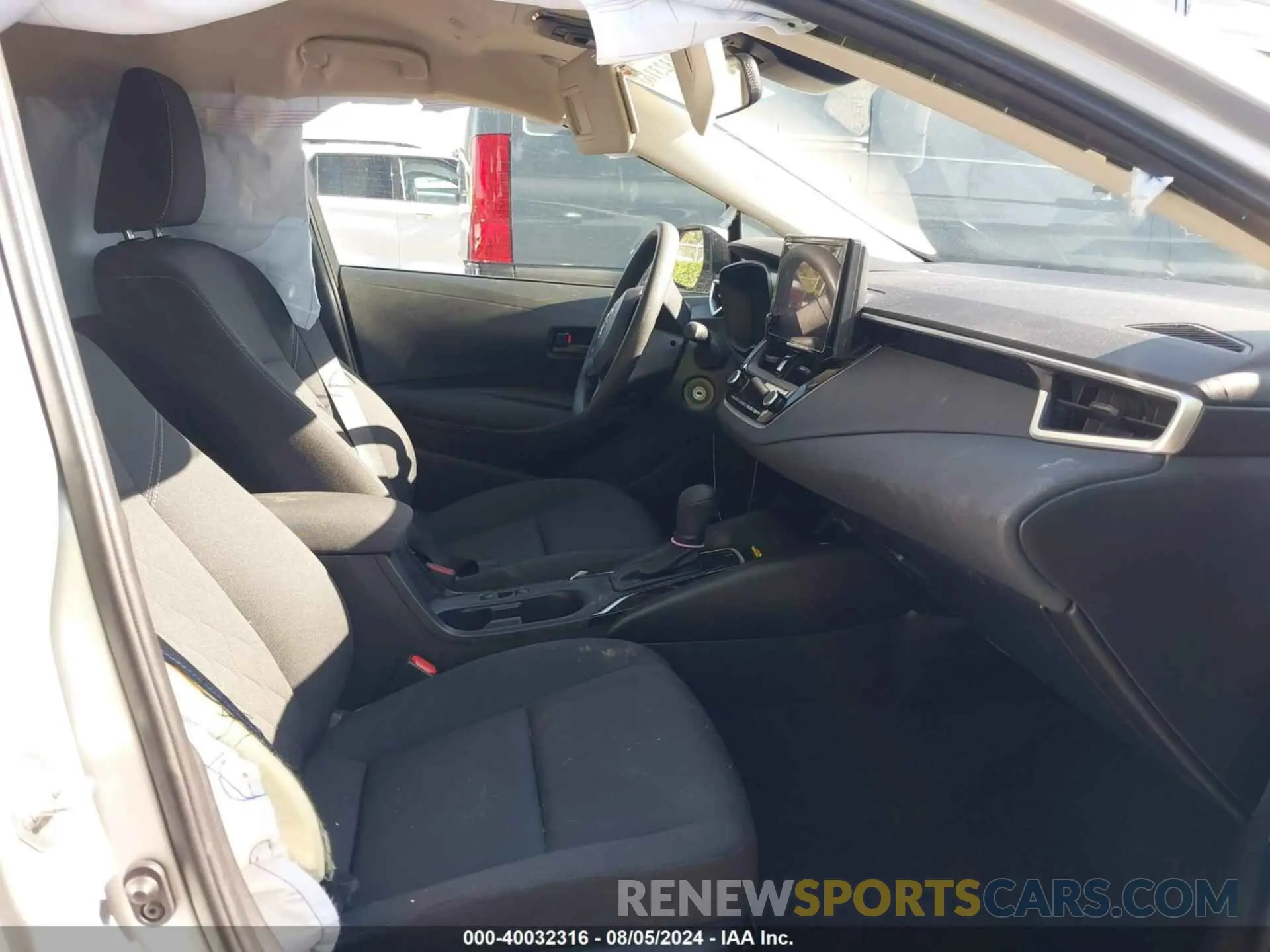5 fotografías del automóvil dañado JTDB4MEEXR3024293 TOYOTA COROLLA 2024