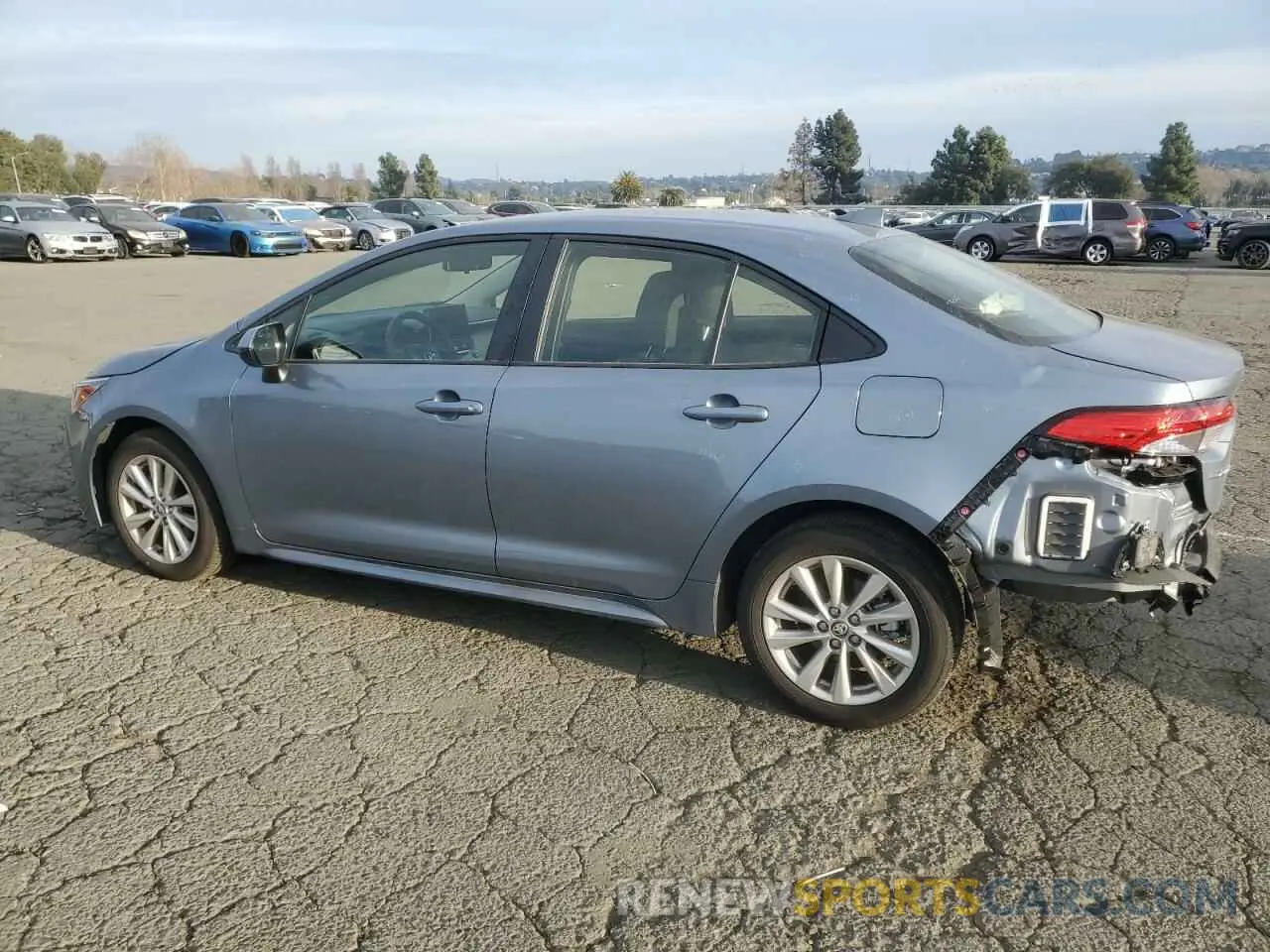 2 fotografías del automóvil dañado JTDB4MEEXRJ016819 TOYOTA COROLLA 2024