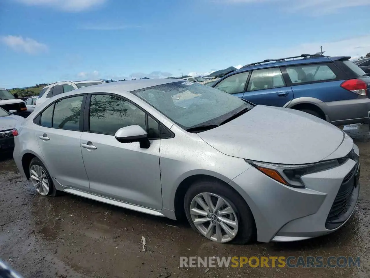 4 fotografías del automóvil dañado JTDBCMFE0R3031626 TOYOTA COROLLA 2024