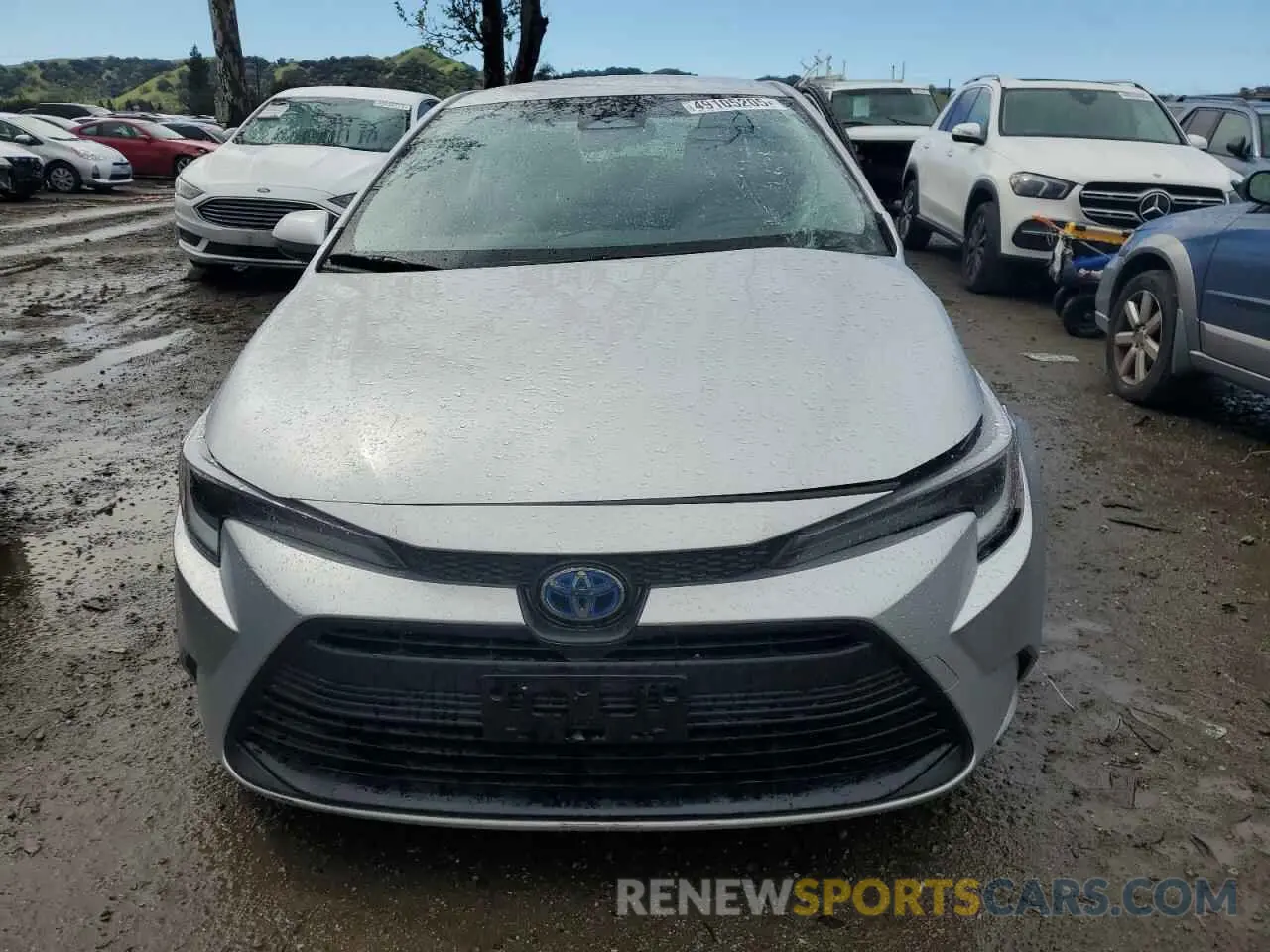 5 fotografías del automóvil dañado JTDBCMFE0R3031626 TOYOTA COROLLA 2024