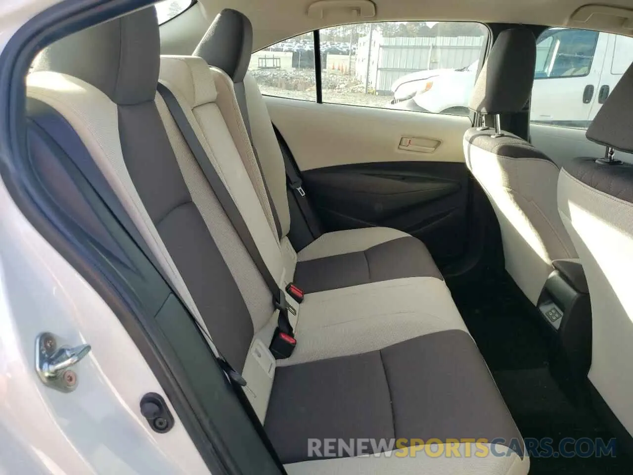 10 fotografías del automóvil dañado JTDBCMFE0R3034669 TOYOTA COROLLA 2024