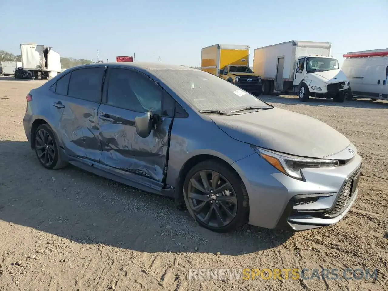 4 fotografías del automóvil dañado JTDBCMFE0R3042688 TOYOTA COROLLA 2024
