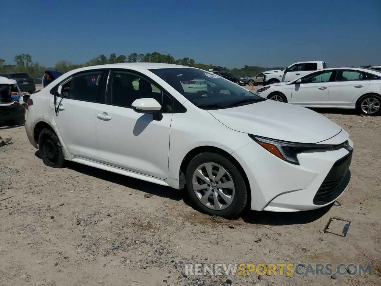 4 fotografías del automóvil dañado JTDBCMFE0R3047454 TOYOTA COROLLA 2024