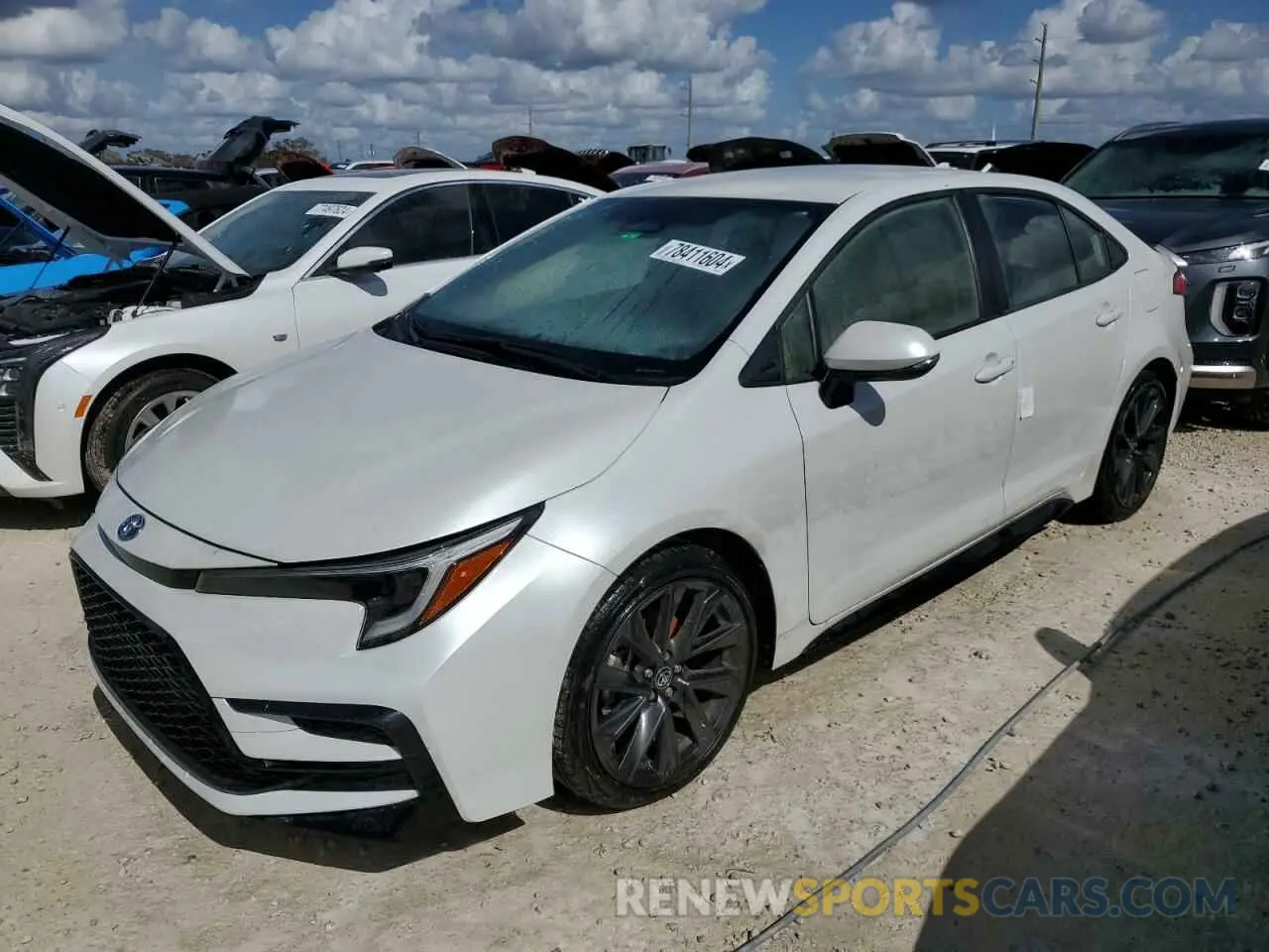 1 fotografías del automóvil dañado JTDBCMFE0R3053268 TOYOTA COROLLA 2024