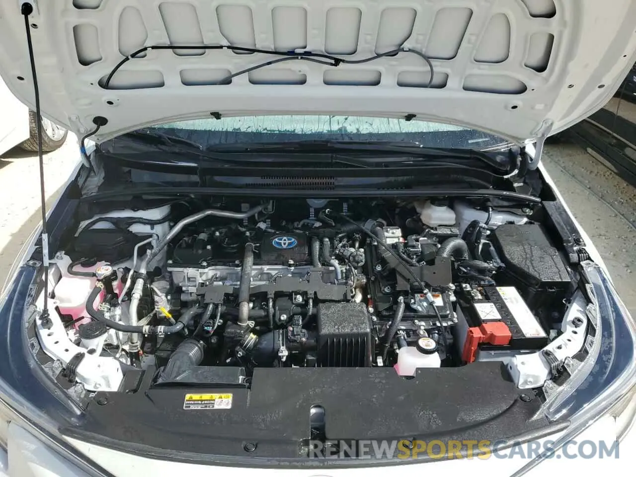 11 fotografías del automóvil dañado JTDBCMFE0R3053268 TOYOTA COROLLA 2024