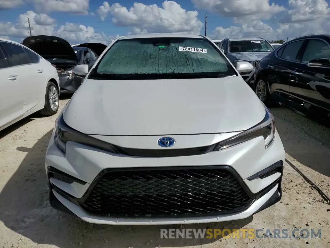5 fotografías del automóvil dañado JTDBCMFE0R3053268 TOYOTA COROLLA 2024