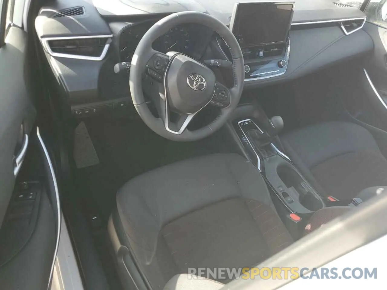 8 fotografías del automóvil dañado JTDBCMFE0R3053268 TOYOTA COROLLA 2024
