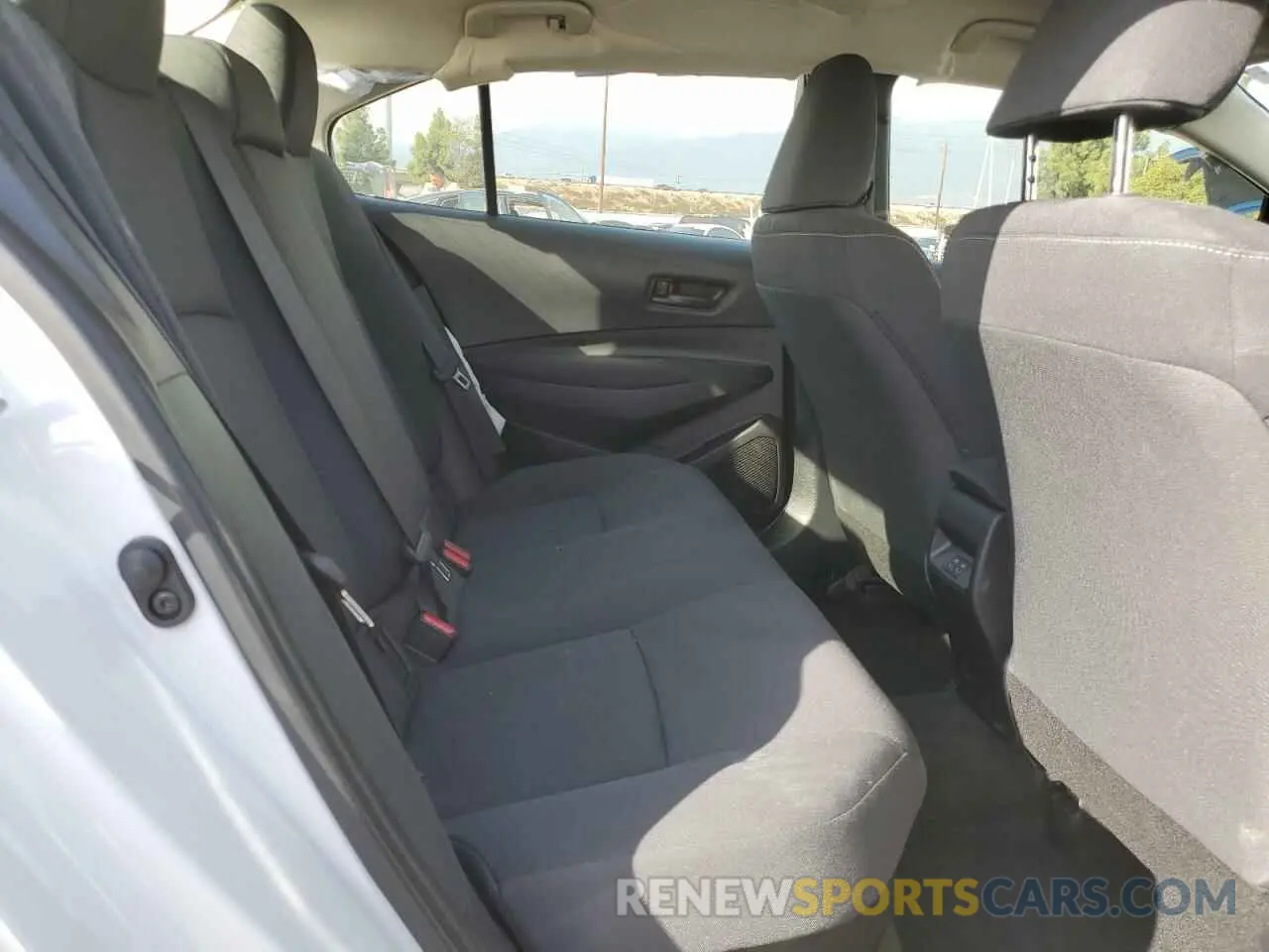 10 fotografías del automóvil dañado JTDBCMFE0R3053562 TOYOTA COROLLA 2024