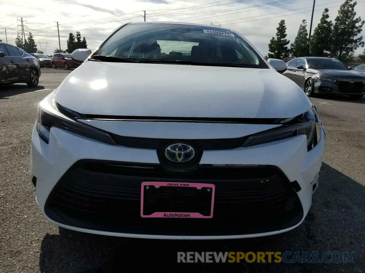 5 fotografías del automóvil dañado JTDBCMFE0R3053562 TOYOTA COROLLA 2024