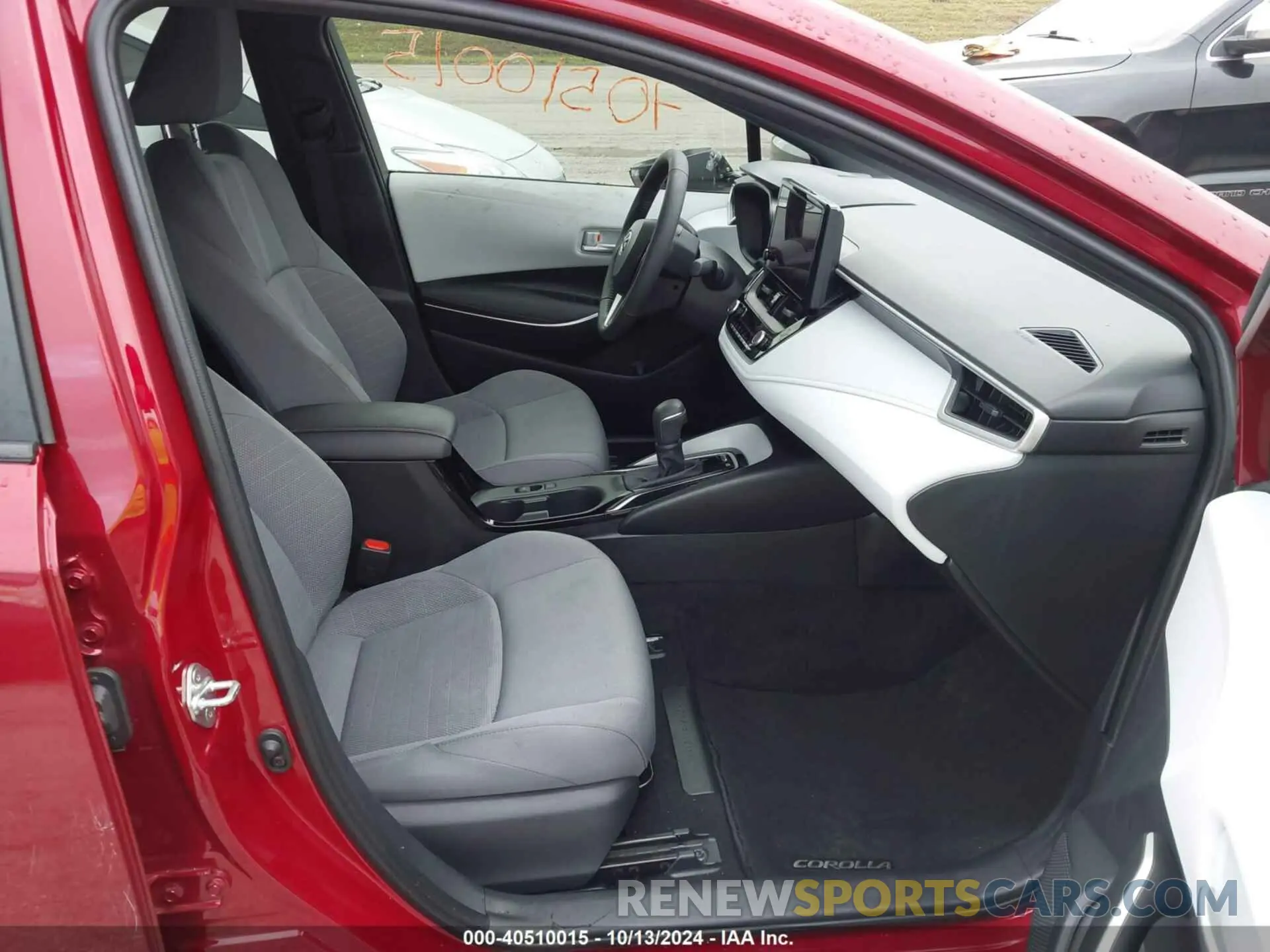 5 fotografías del automóvil dañado JTDBCMFE0RJ020198 TOYOTA COROLLA 2024