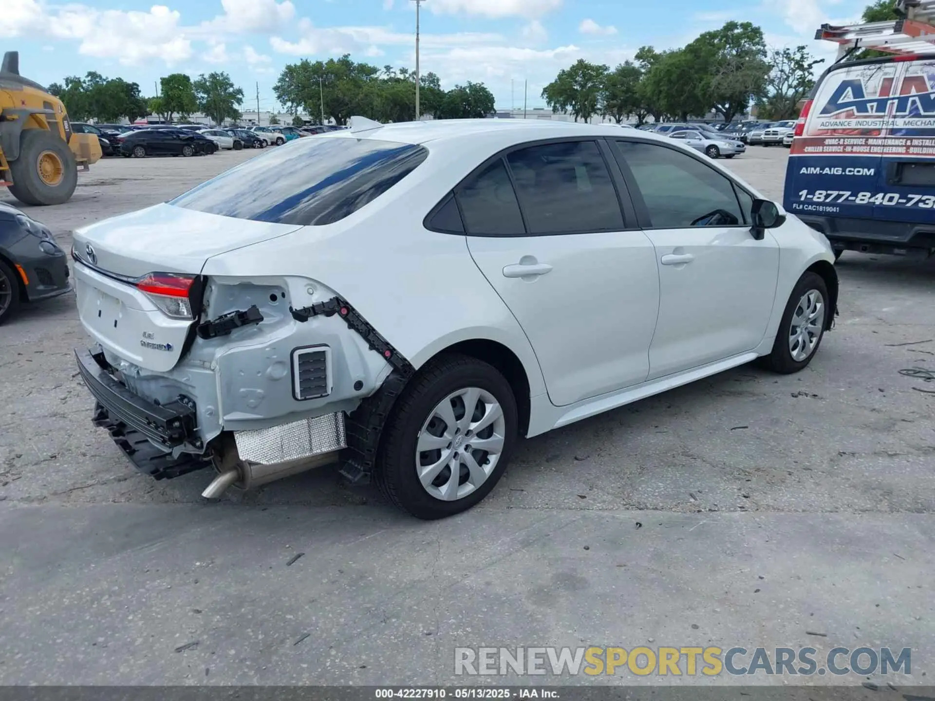 4 fotografías del automóvil dañado JTDBCMFE0RJ031783 TOYOTA COROLLA 2024