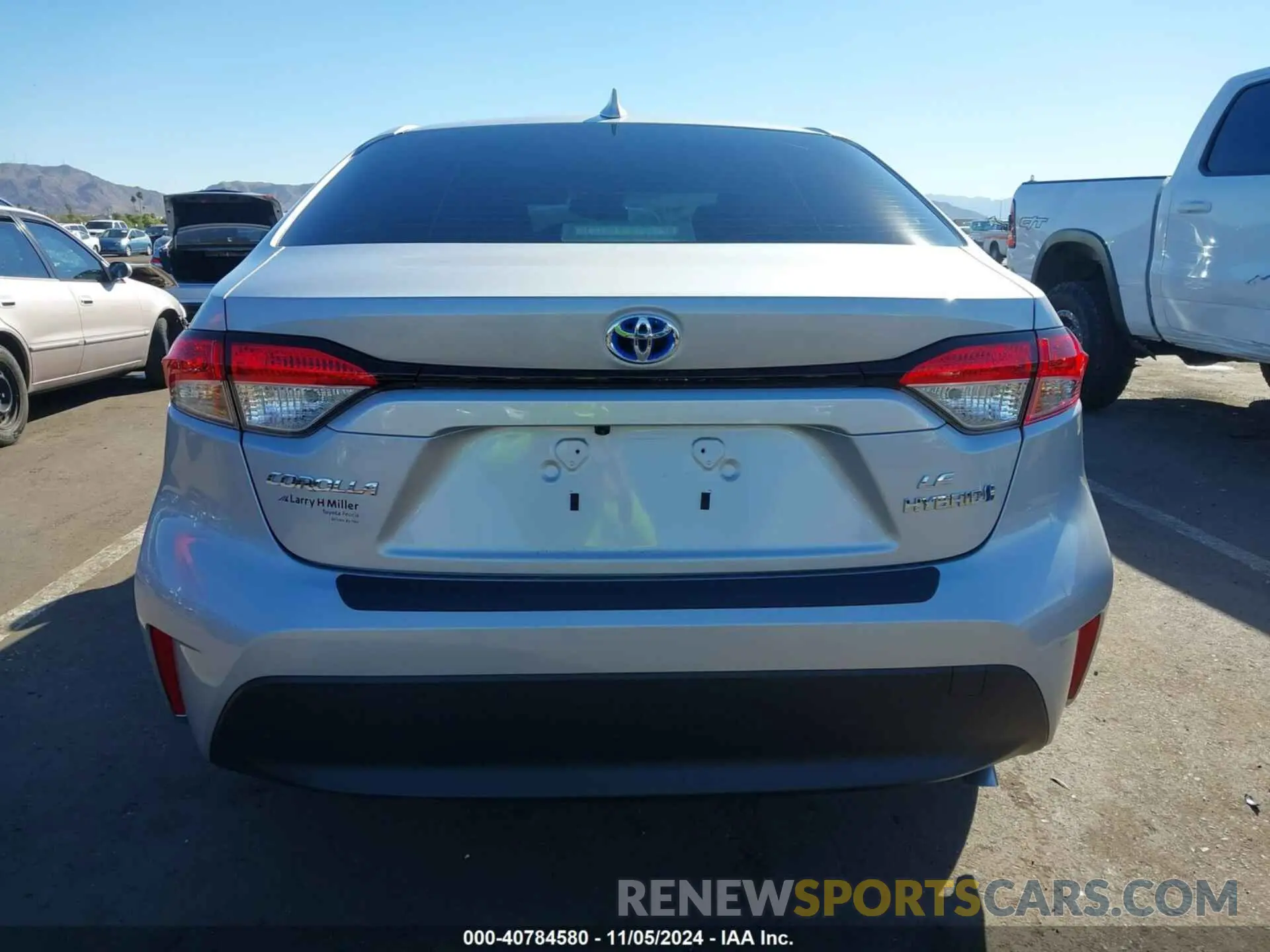 16 fotografías del automóvil dañado JTDBCMFE0RJ033257 TOYOTA COROLLA 2024