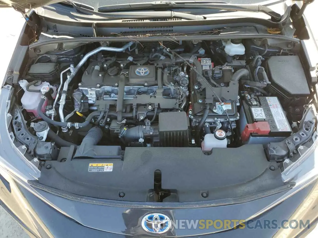 12 fotografías del automóvil dañado JTDBCMFE1R3027522 TOYOTA COROLLA 2024