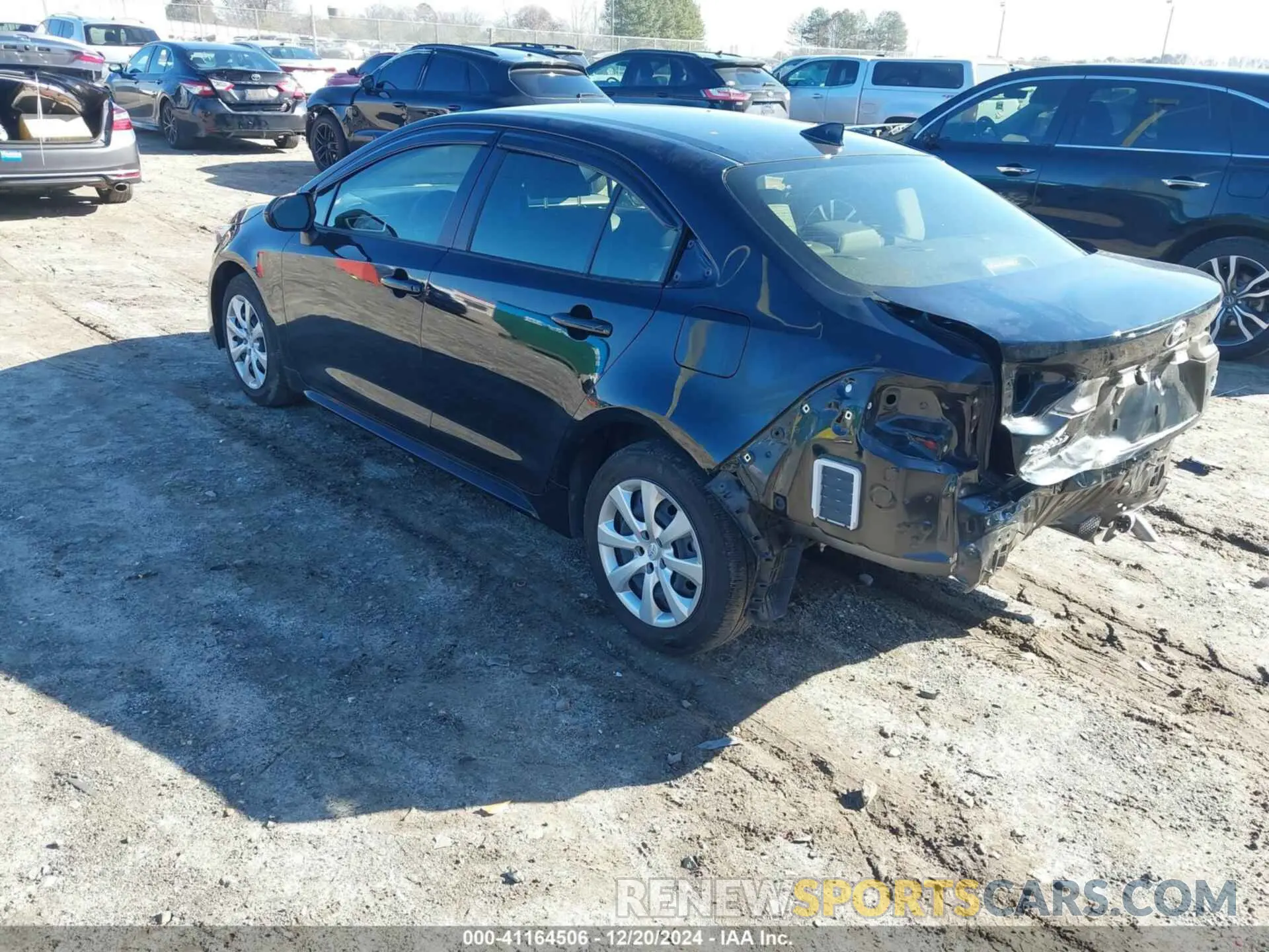 3 fotografías del automóvil dañado JTDBCMFE1R3029688 TOYOTA COROLLA 2024