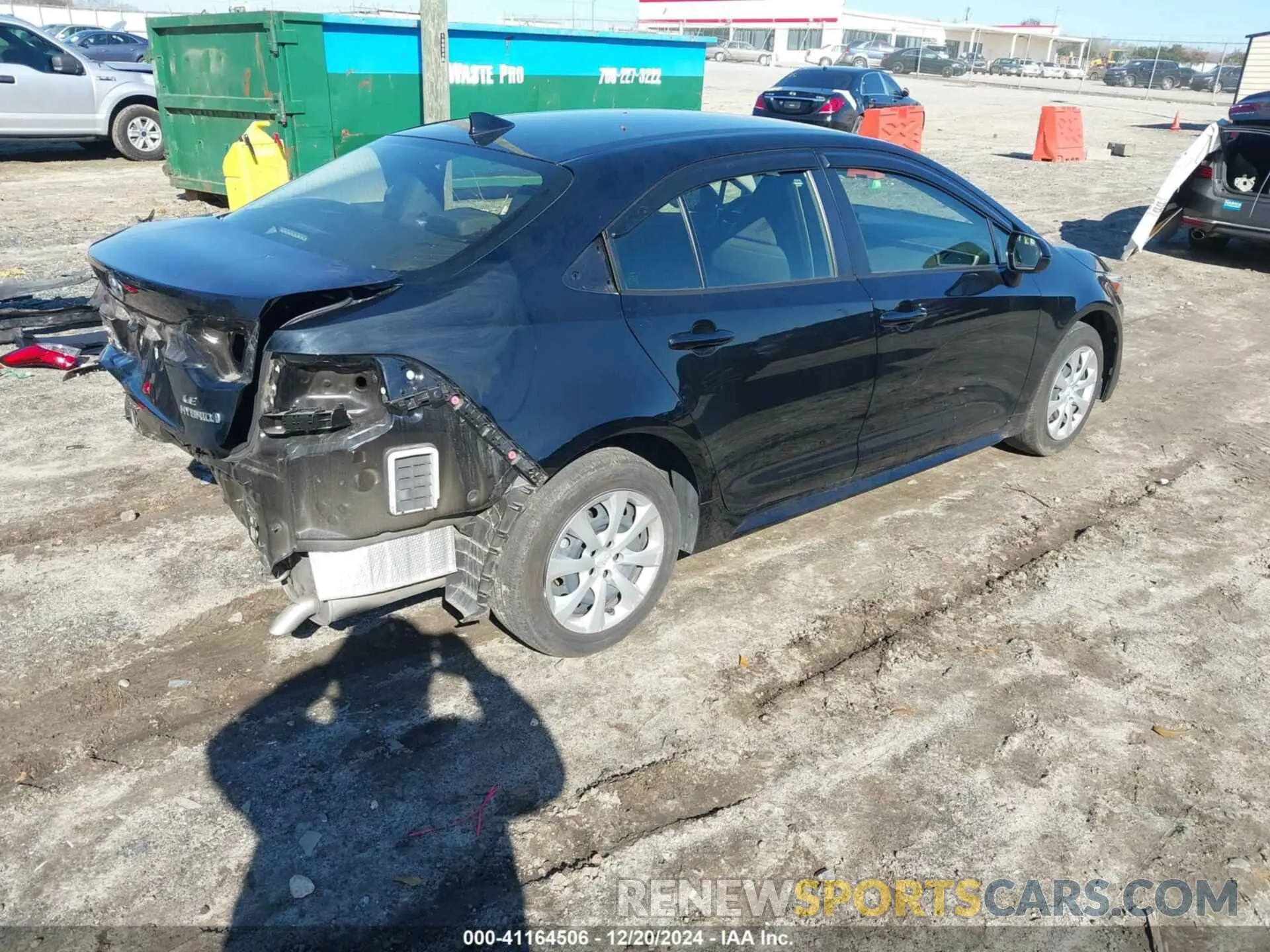 4 fotografías del automóvil dañado JTDBCMFE1R3029688 TOYOTA COROLLA 2024