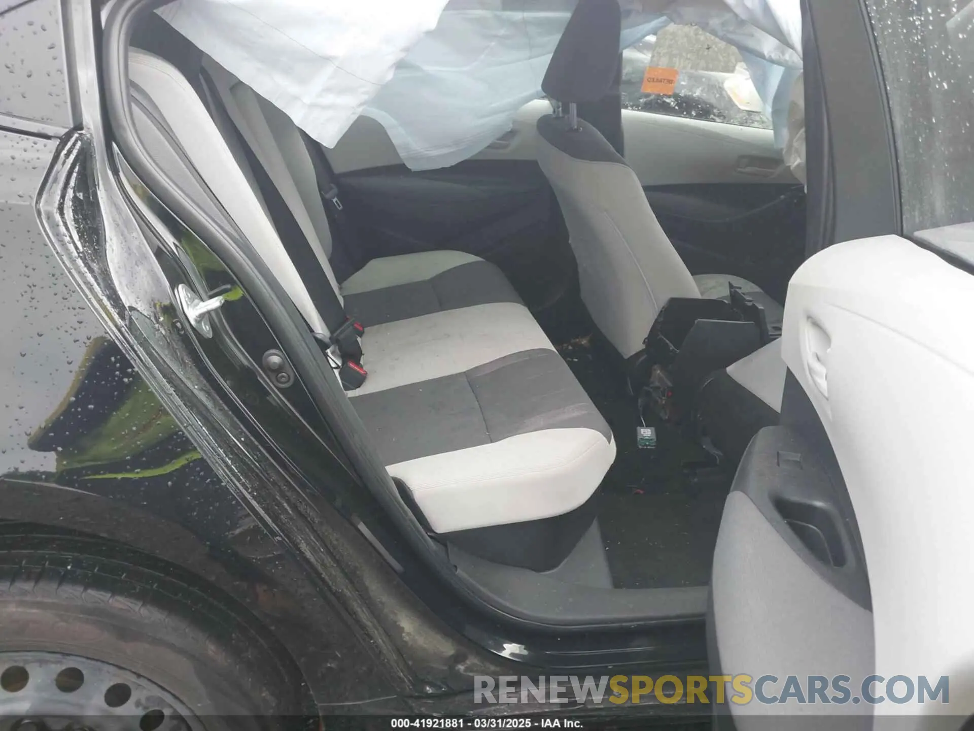 8 fotografías del automóvil dañado JTDBCMFE1R3035457 TOYOTA COROLLA 2024