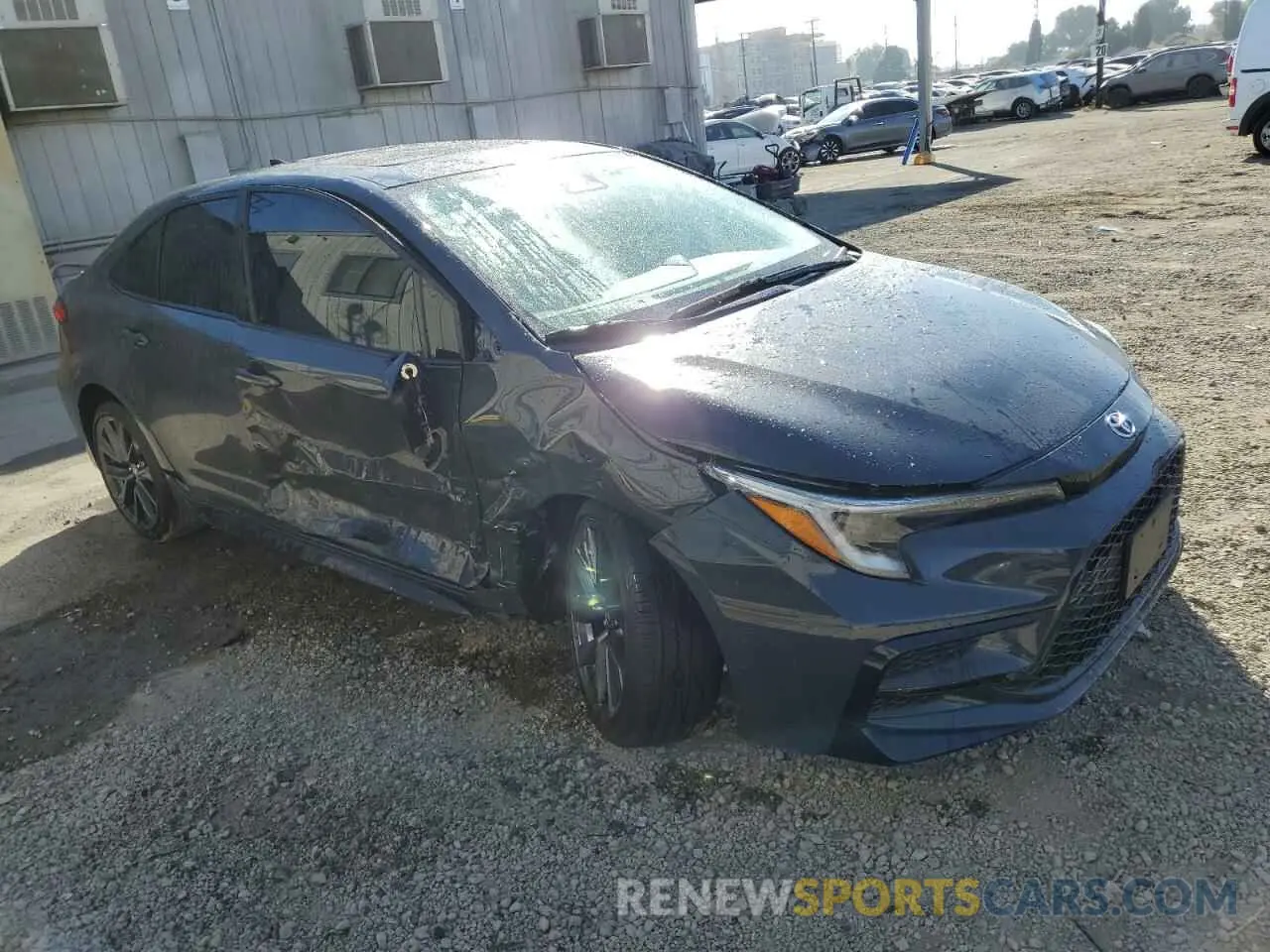 4 fotografías del automóvil dañado JTDBCMFE1R3045504 TOYOTA COROLLA 2024