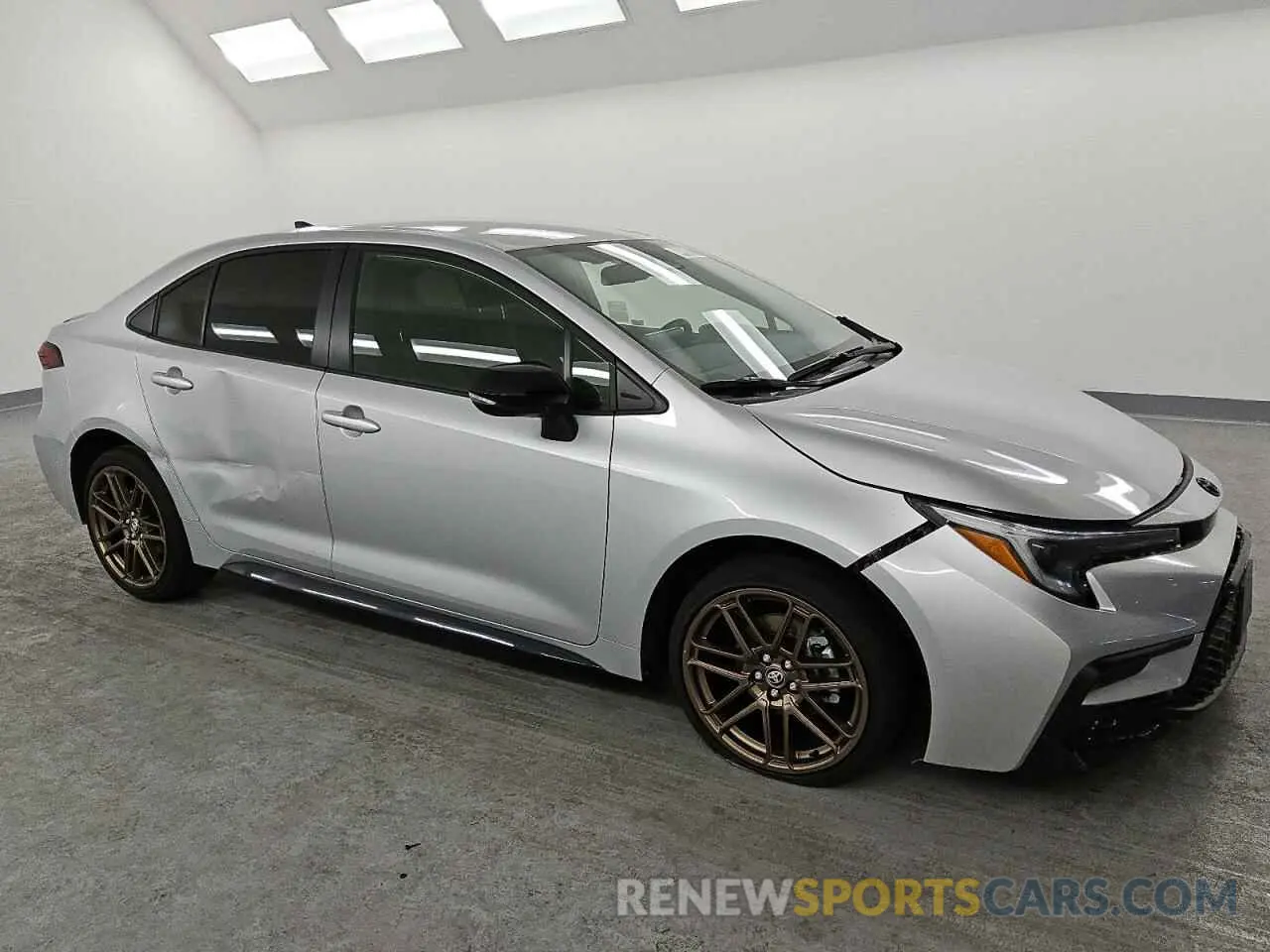 4 fotografías del automóvil dañado JTDBCMFE1R3060150 TOYOTA COROLLA 2024