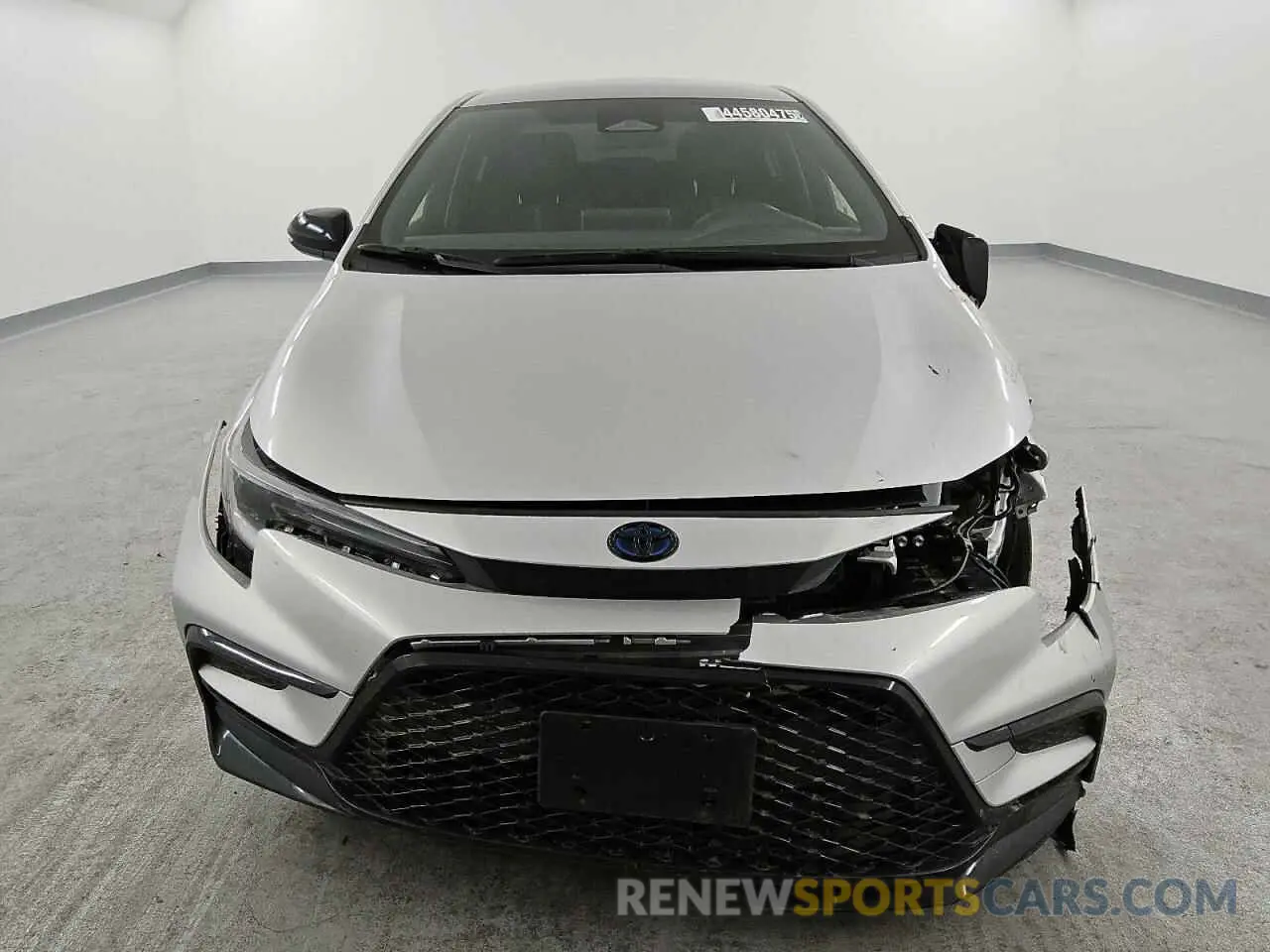 5 fotografías del automóvil dañado JTDBCMFE1R3060150 TOYOTA COROLLA 2024