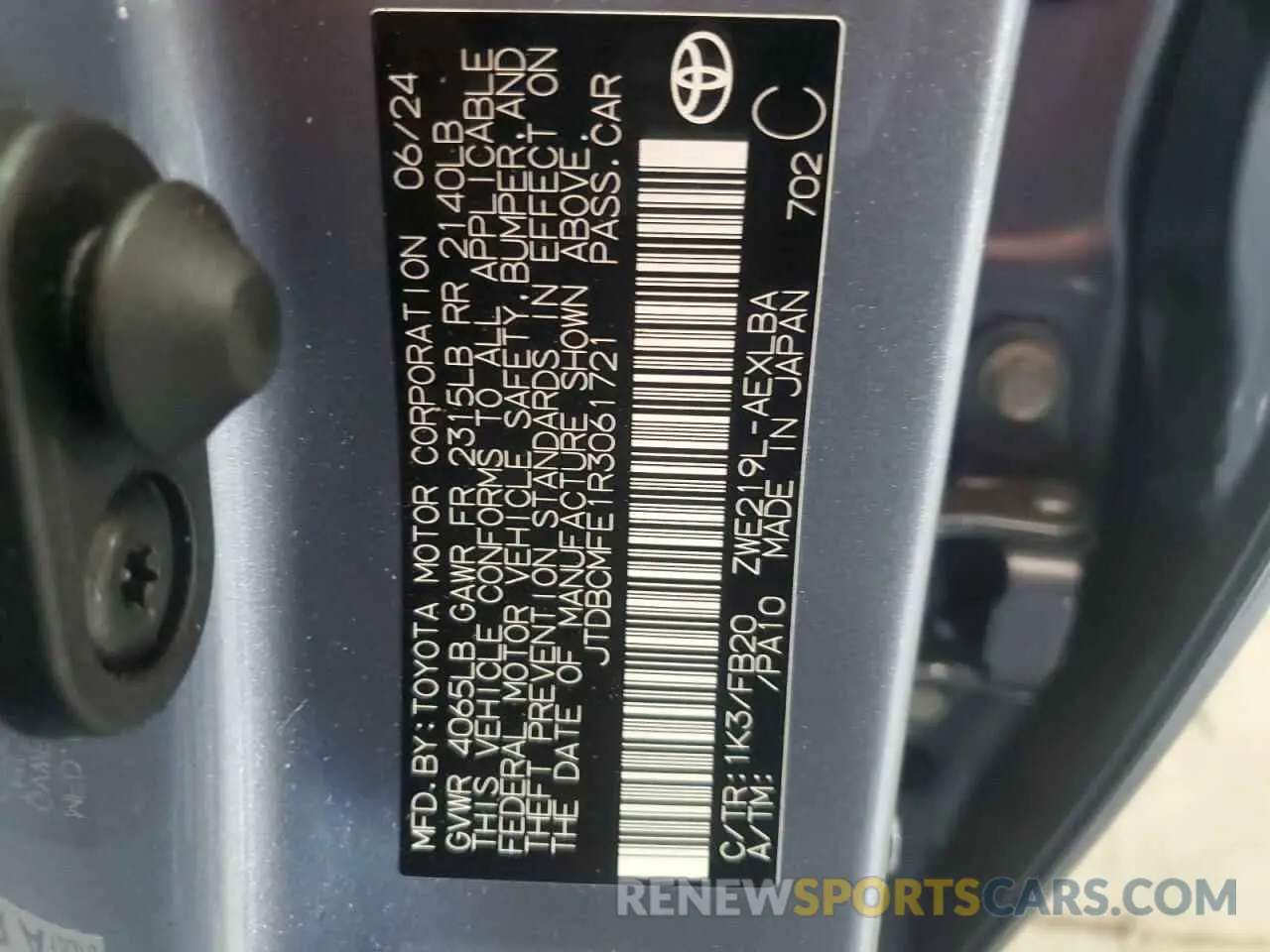 13 fotografías del automóvil dañado JTDBCMFE1R3061721 TOYOTA COROLLA 2024
