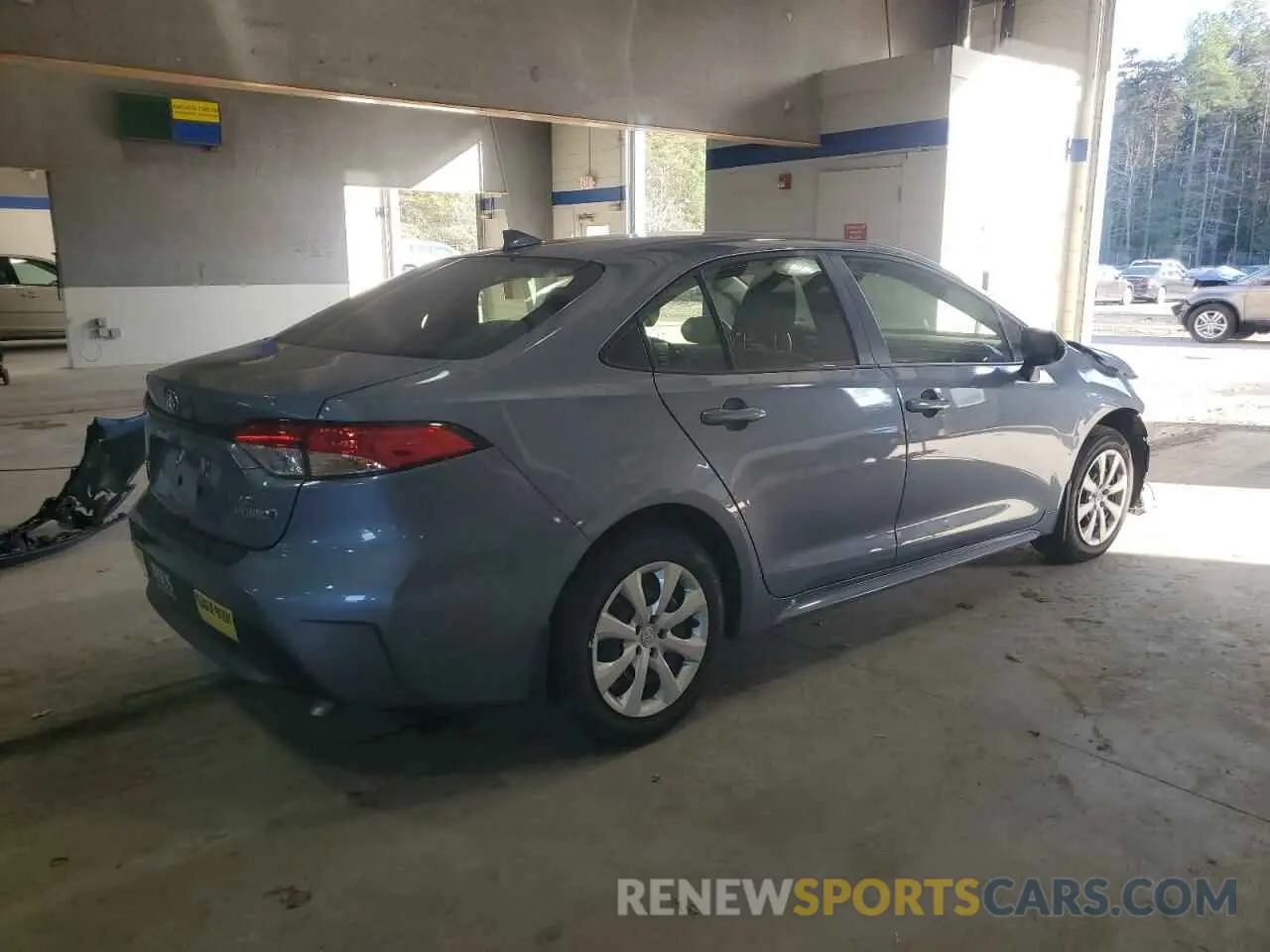 3 fotografías del automóvil dañado JTDBCMFE1R3061721 TOYOTA COROLLA 2024
