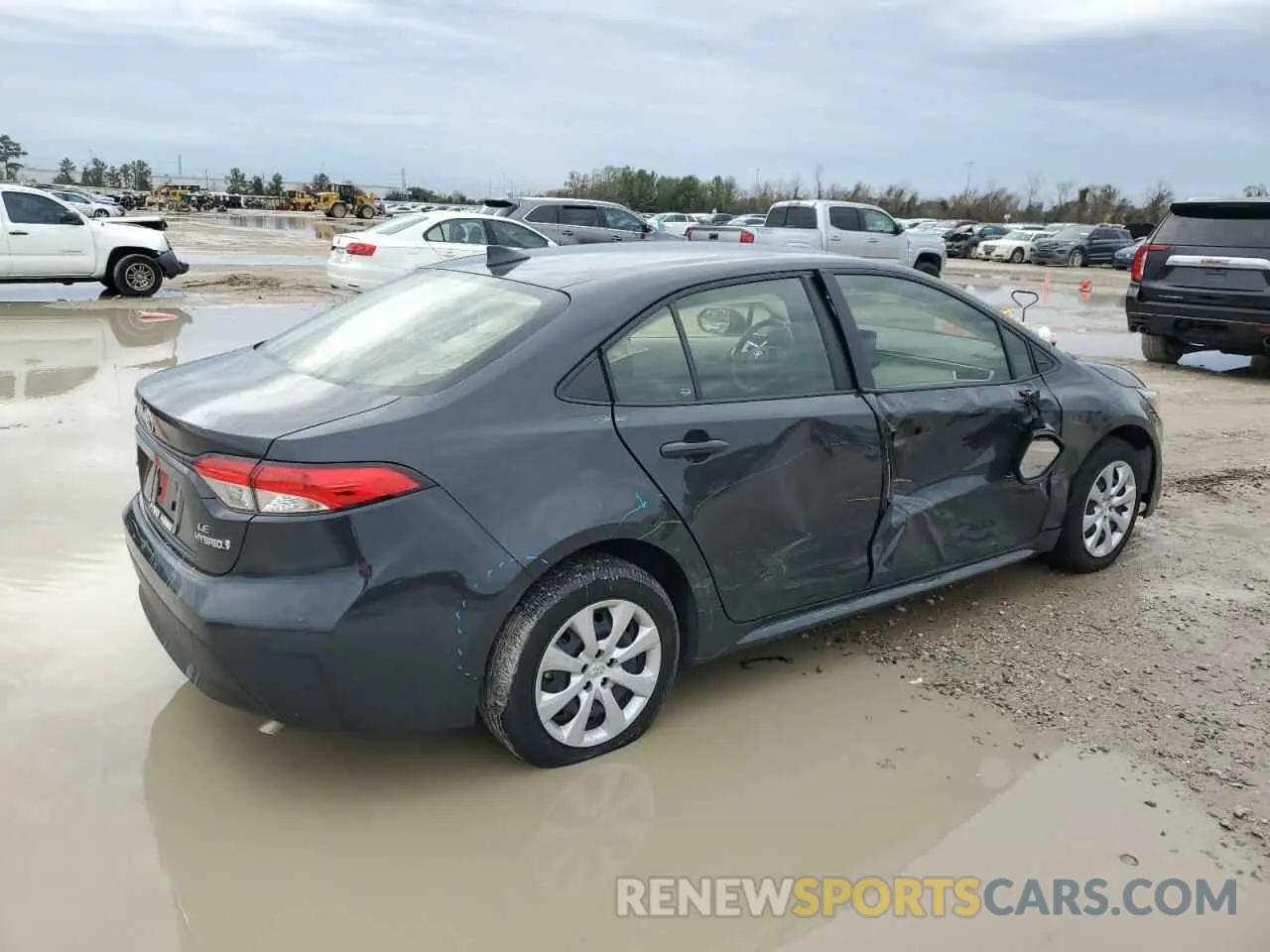 3 fotografías del automóvil dañado JTDBCMFE2R3038688 TOYOTA COROLLA 2024