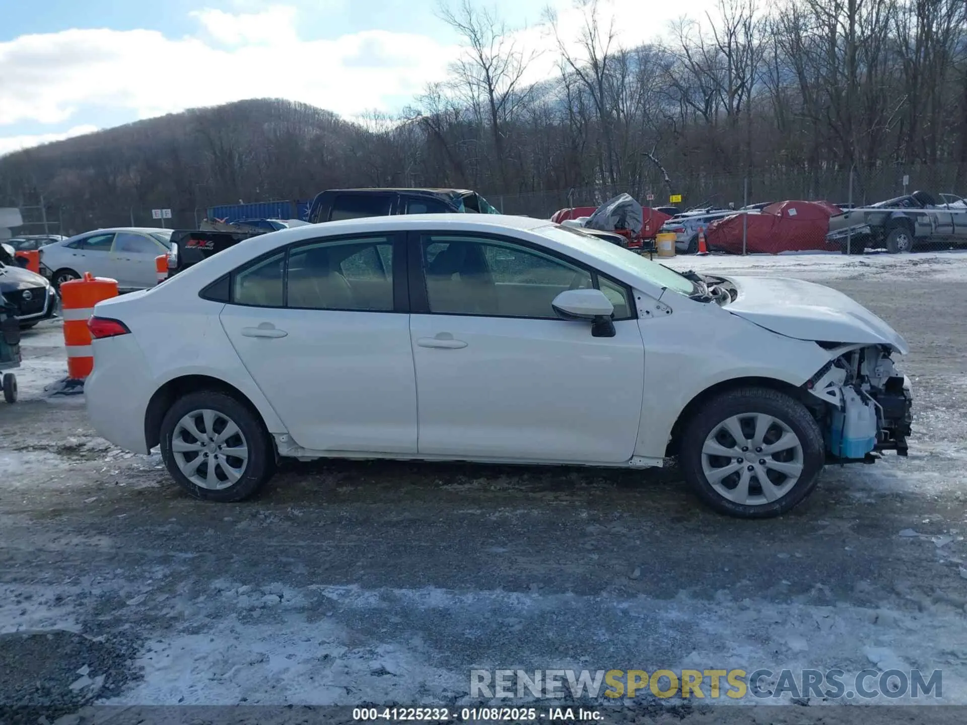 13 fotografías del automóvil dañado JTDBCMFE2R3053367 TOYOTA COROLLA 2024
