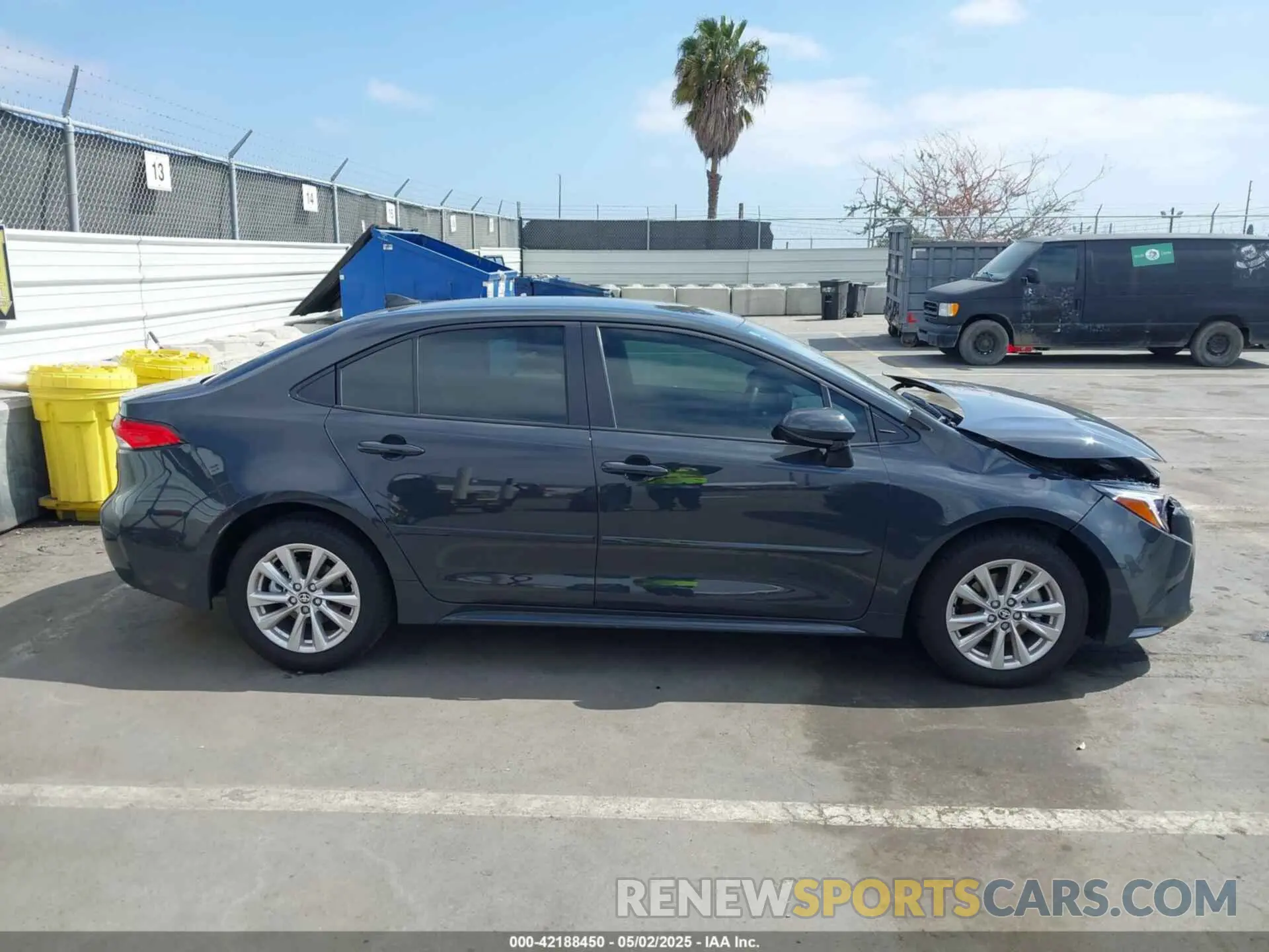13 fotografías del automóvil dañado JTDBCMFE2R3056351 TOYOTA COROLLA 2024