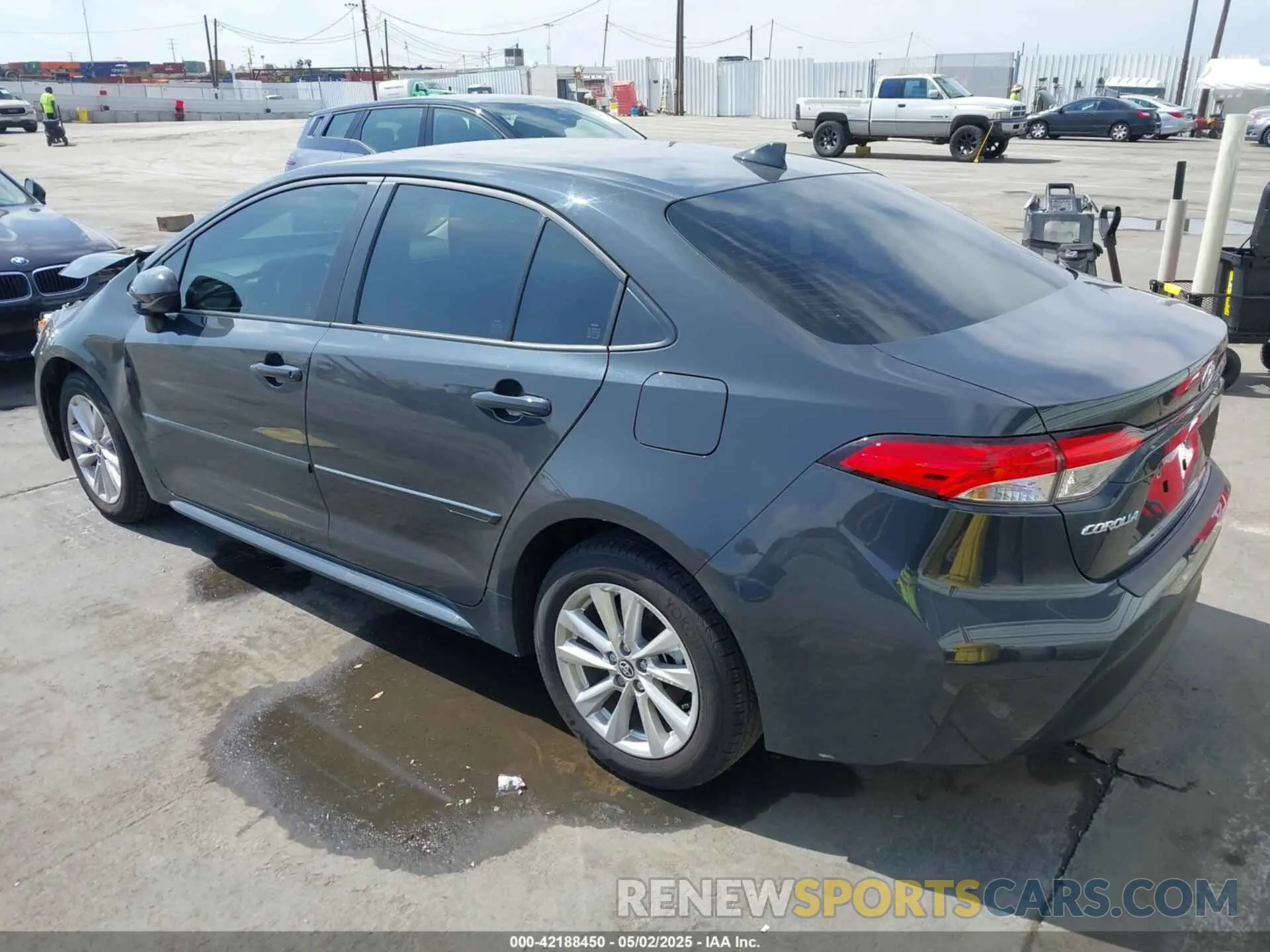 3 fotografías del automóvil dañado JTDBCMFE2R3056351 TOYOTA COROLLA 2024