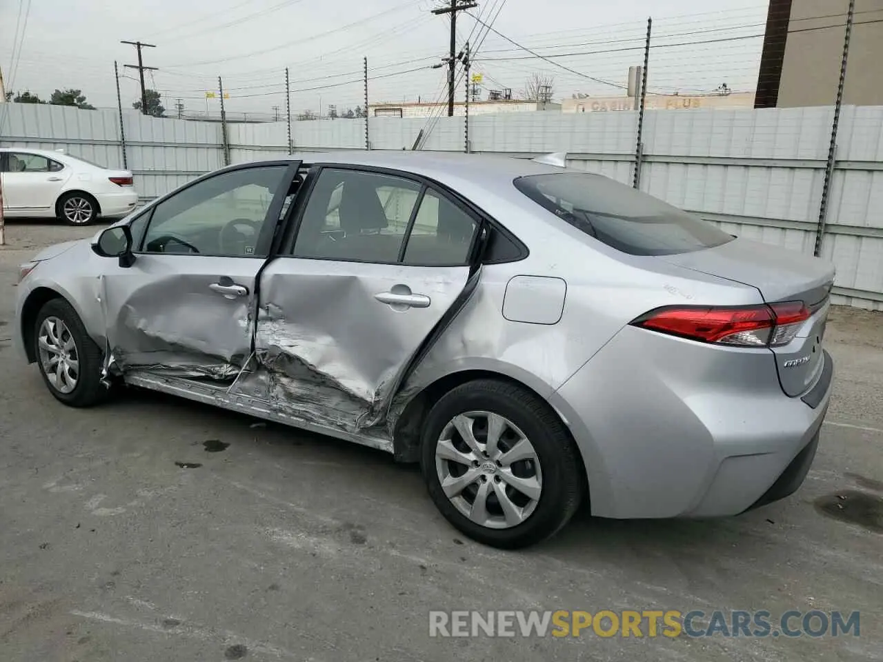 2 fotografías del automóvil dañado JTDBCMFE2R3057581 TOYOTA COROLLA 2024