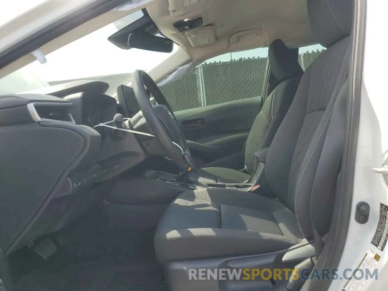 7 fotografías del automóvil dañado JTDBCMFE2R3062537 TOYOTA COROLLA 2024