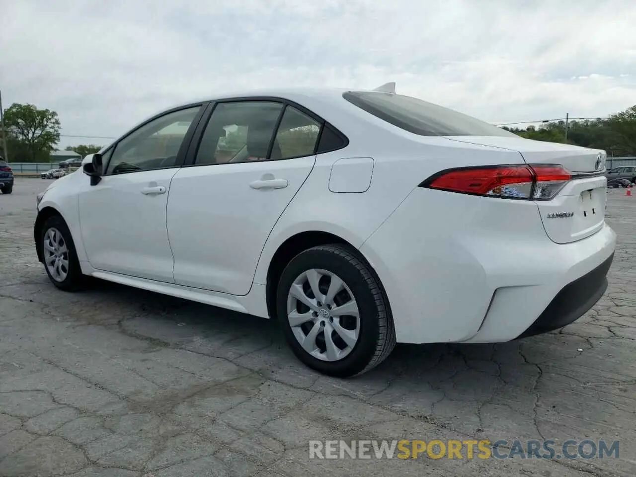 2 fotografías del automóvil dañado JTDBCMFE2RJ033809 TOYOTA COROLLA 2024