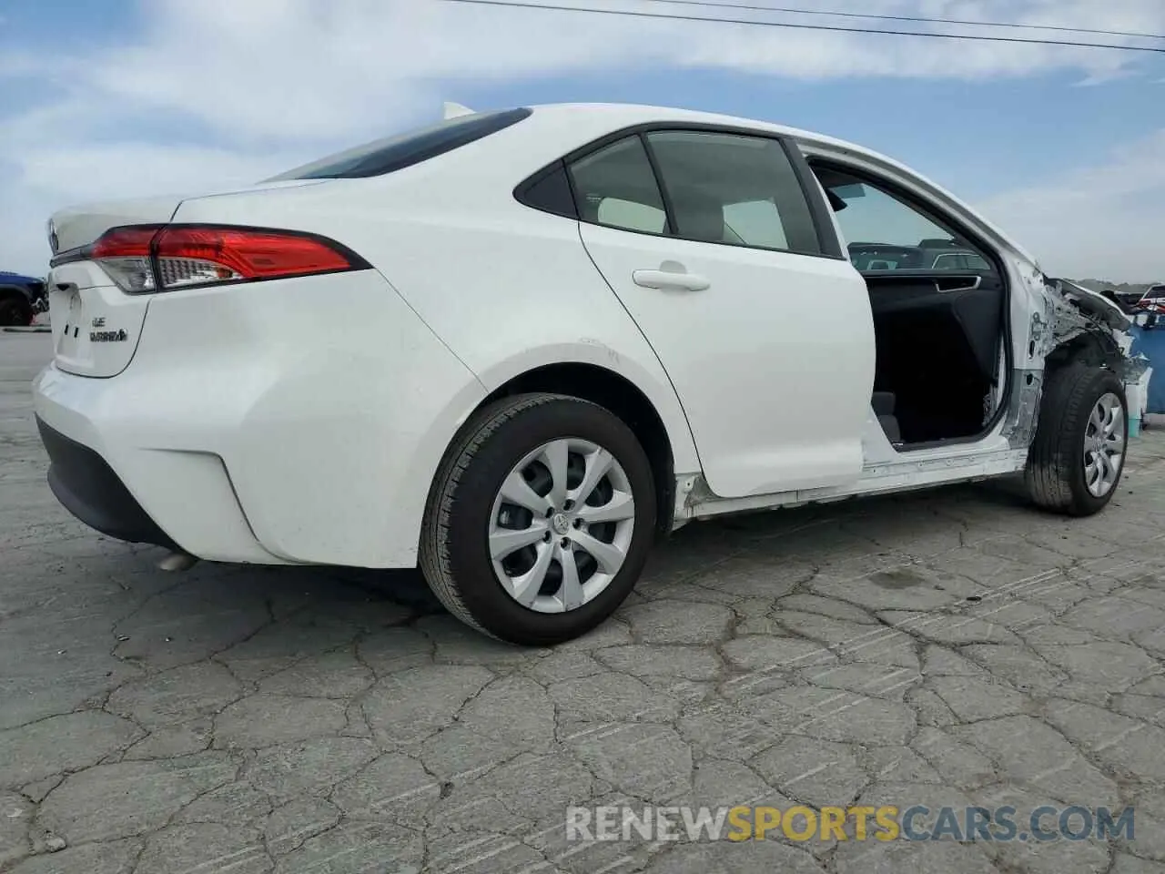 3 fotografías del automóvil dañado JTDBCMFE2RJ033809 TOYOTA COROLLA 2024
