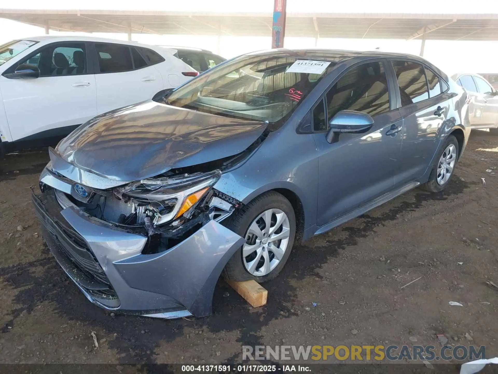 2 fotografías del automóvil dañado JTDBCMFE2RJ035365 TOYOTA COROLLA 2024
