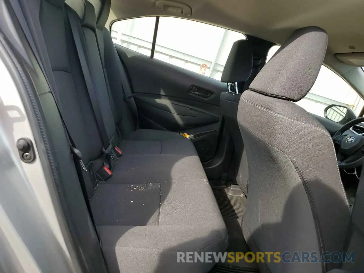 10 fotografías del automóvil dañado JTDBCMFE2RJ035527 TOYOTA COROLLA 2024
