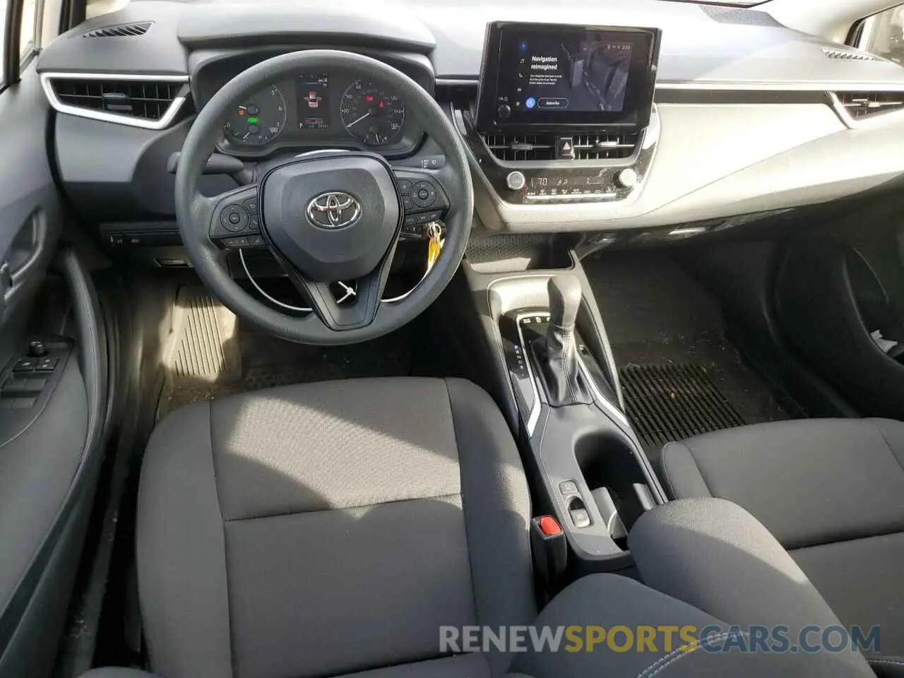 8 fotografías del automóvil dañado JTDBCMFE2RJ035527 TOYOTA COROLLA 2024