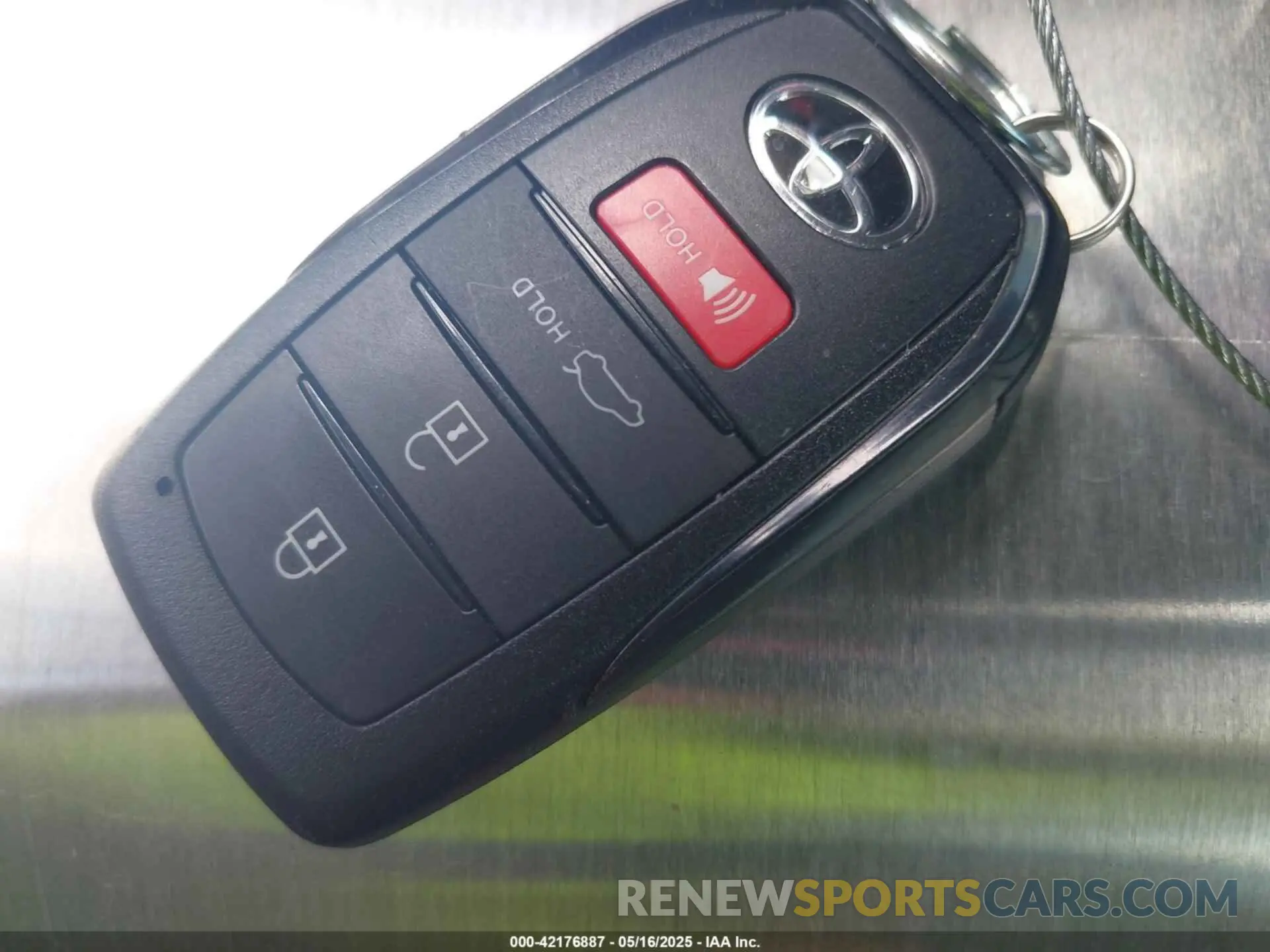 11 fotografías del automóvil dañado JTDBCMFE3R3037615 TOYOTA COROLLA 2024