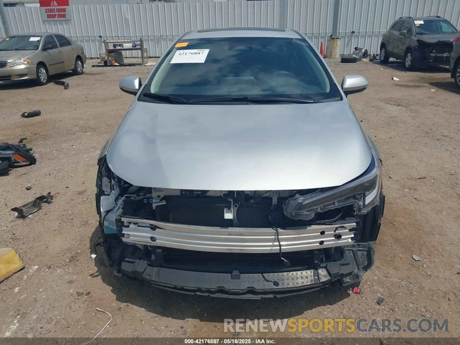13 fotografías del automóvil dañado JTDBCMFE3R3037615 TOYOTA COROLLA 2024