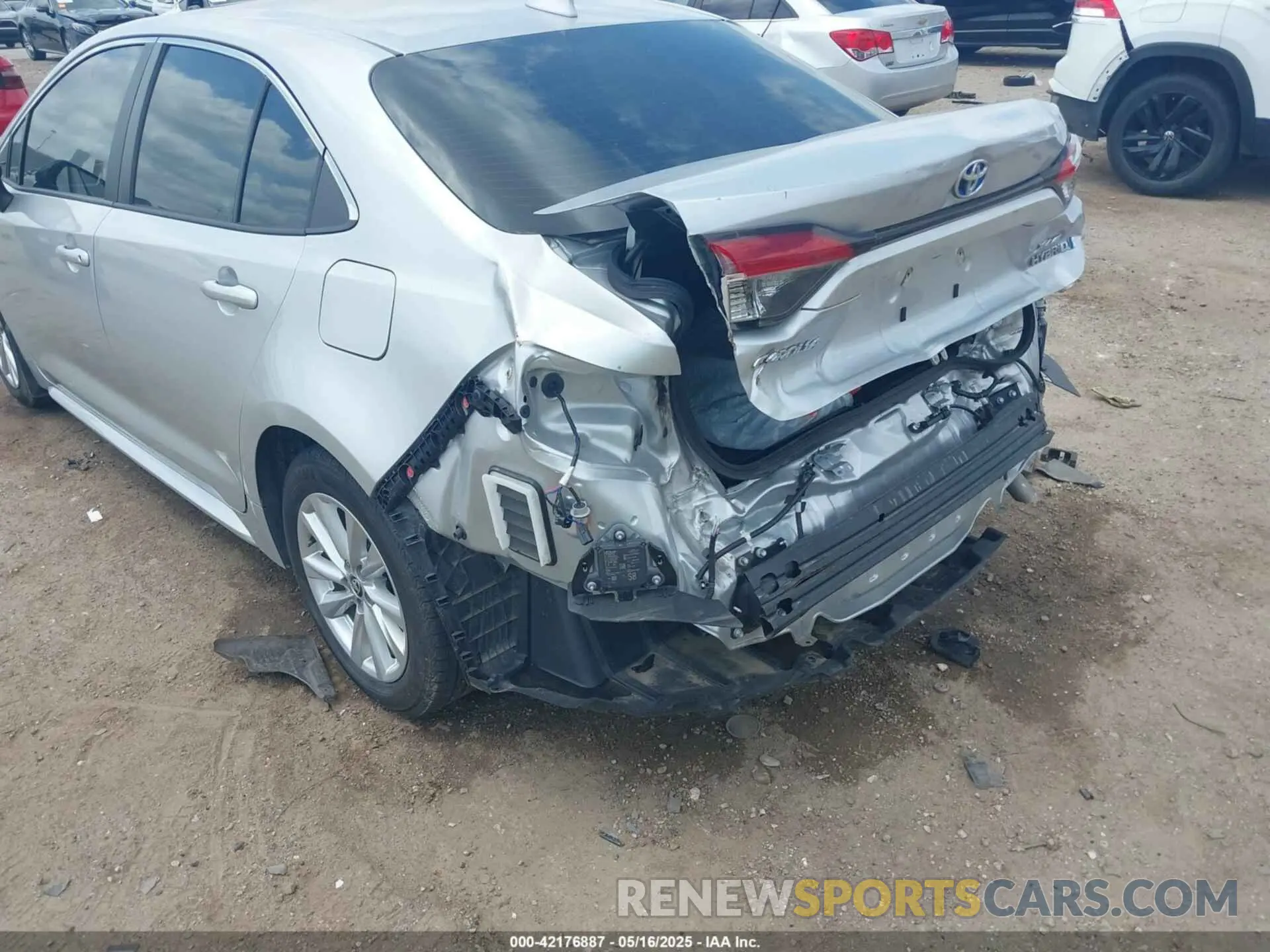 20 fotografías del automóvil dañado JTDBCMFE3R3037615 TOYOTA COROLLA 2024