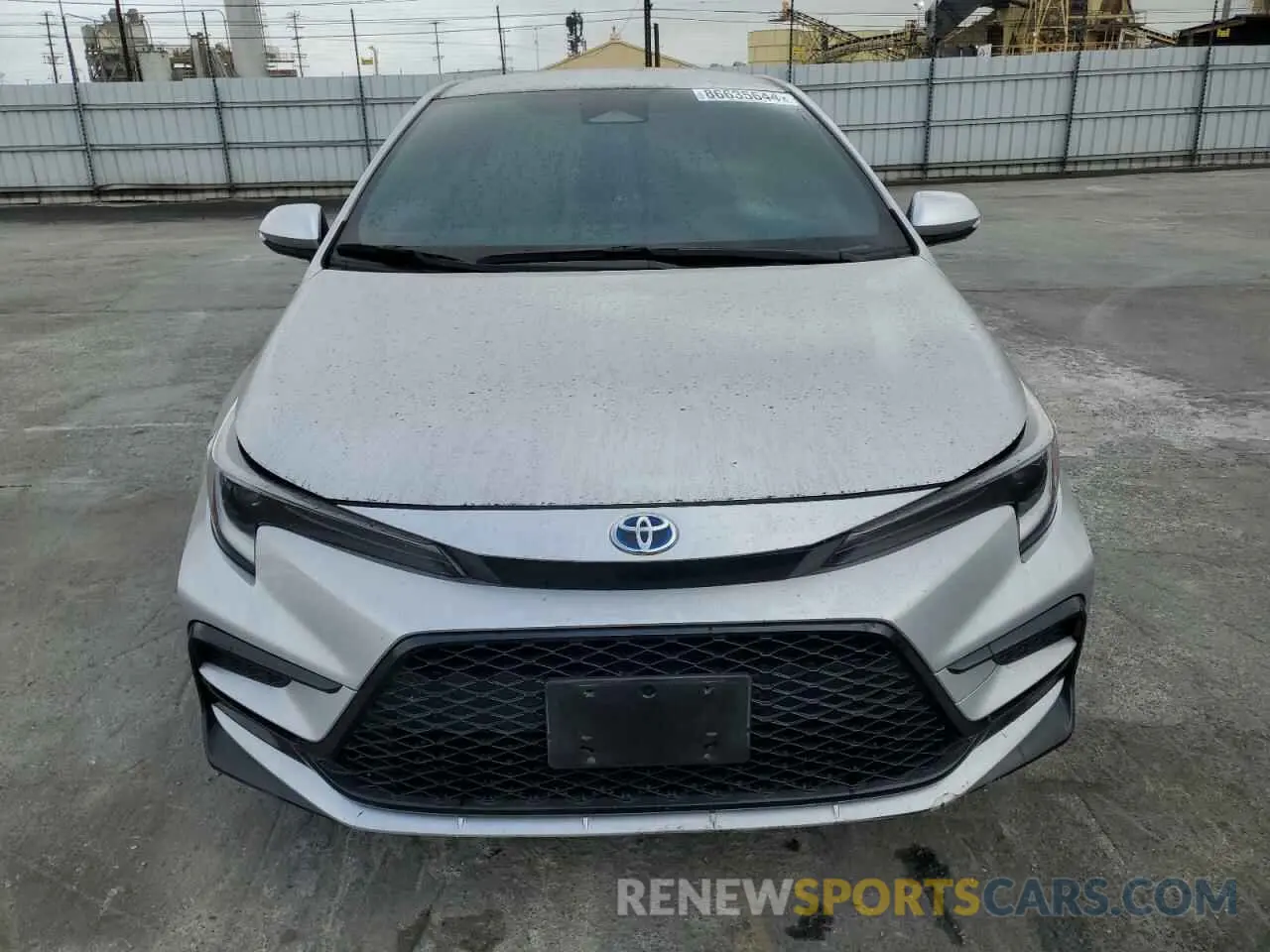 5 fotografías del automóvil dañado JTDBCMFE3R3041115 TOYOTA COROLLA 2024
