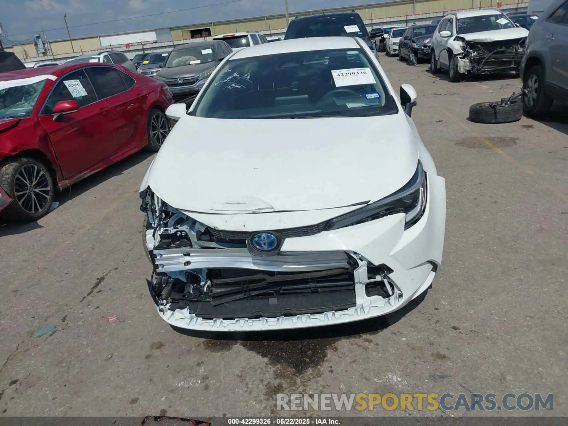11 fotografías del automóvil dañado JTDBCMFE3R3065804 TOYOTA COROLLA 2024