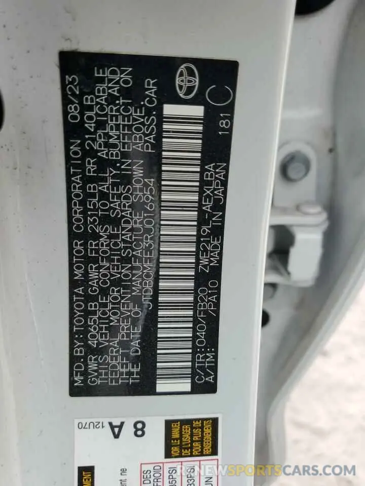 13 fotografías del automóvil dañado JTDBCMFE3RJ016954 TOYOTA COROLLA 2024